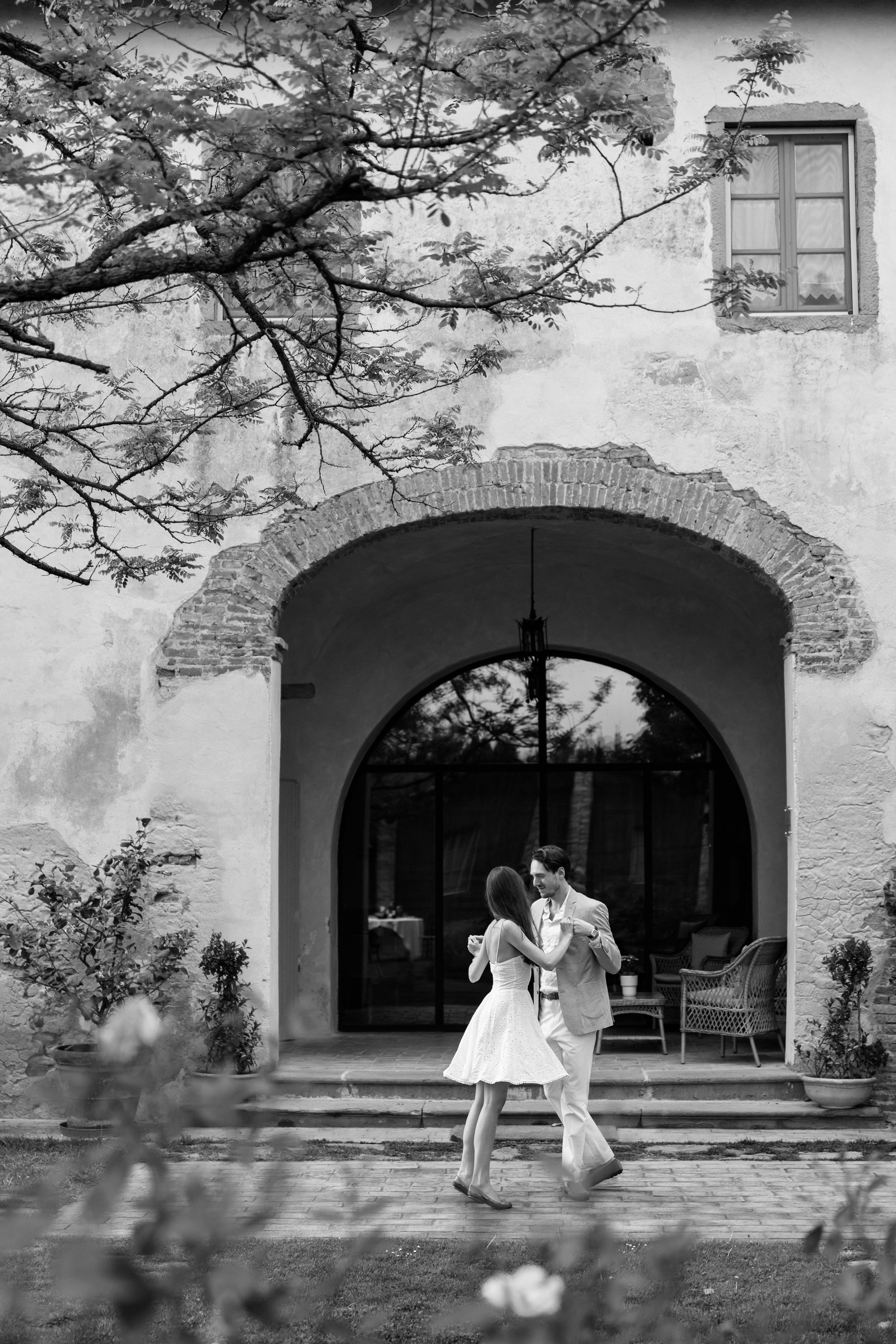 Wedding photographer Italy Rome, Tuscany, Lake Como, Sicily, Puglia. Wedding Photographer Rome Tuscany Como Sicily Puglia Amalfy Italy- Oksana Savenchuk