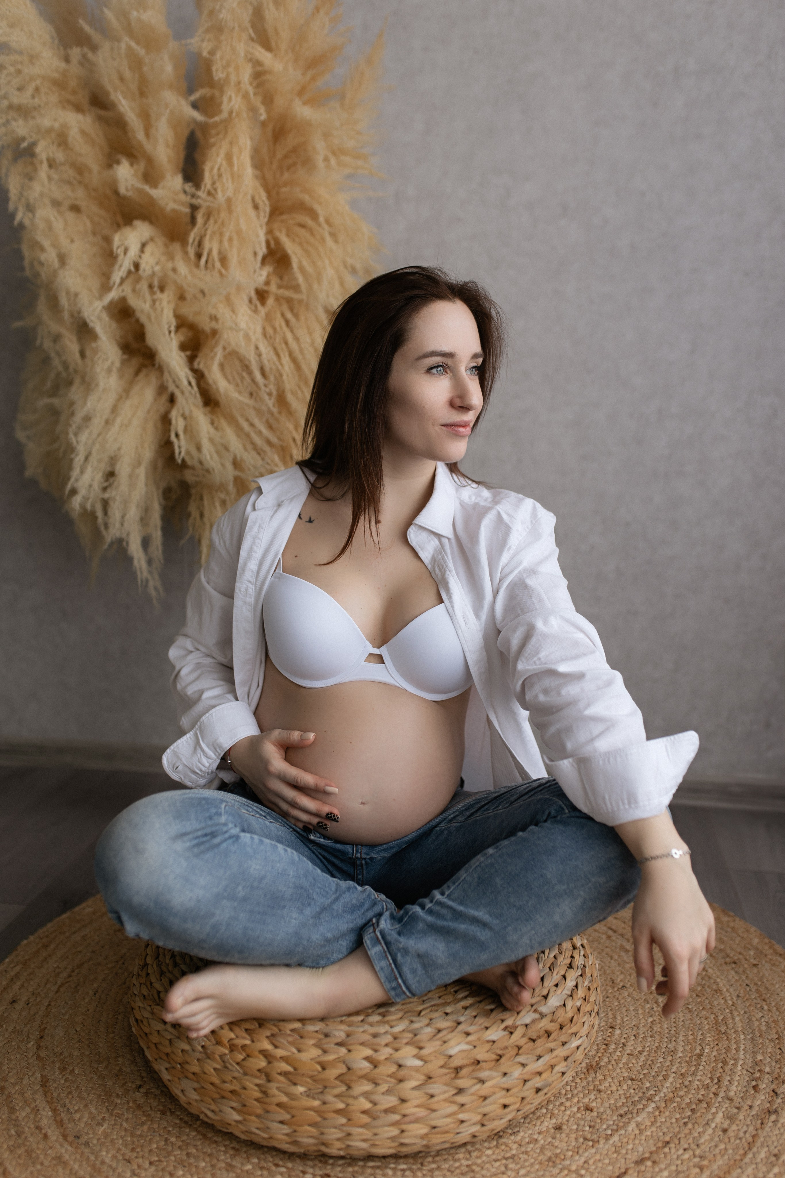 Laukimo (nėščiosios) fotosesija Marijampolėje, fotostudijoje