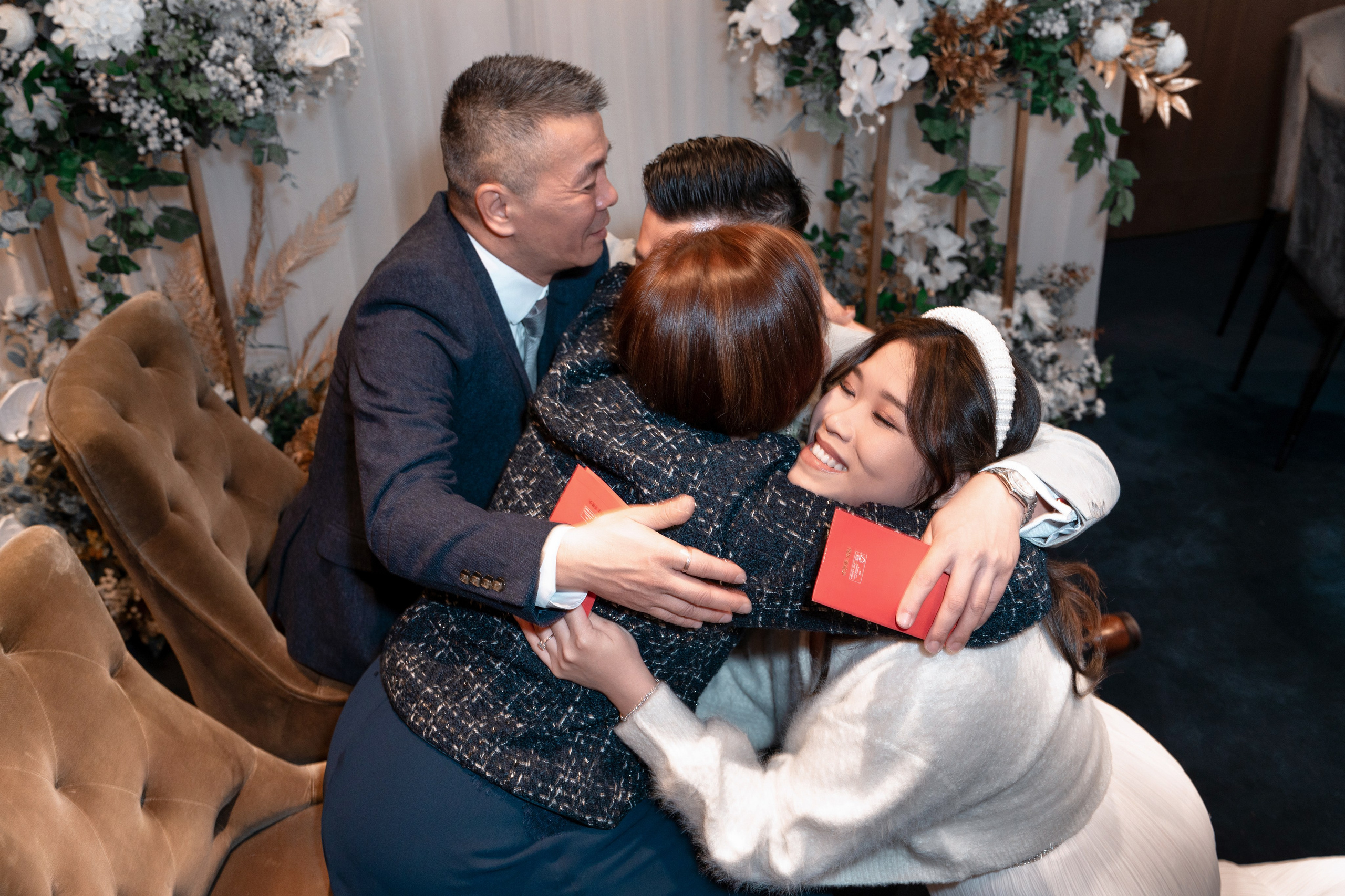 KELLY & PHOBY. PHOTOGRAPHER IN HONG KONG (WEDDING, FASHION, FAMILY, EVENTS)