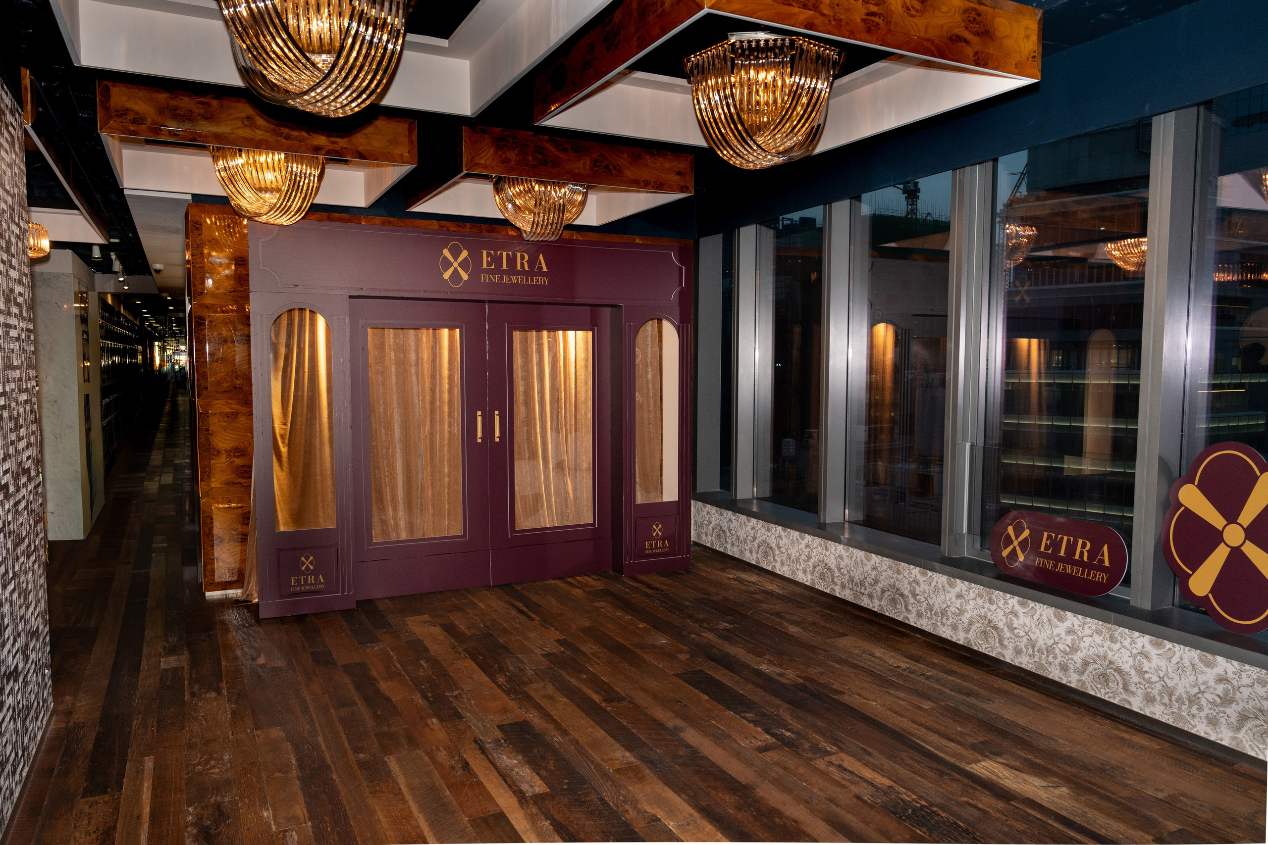 ETRA JEWELLERY. PHOTOGRAPHER IN HONG KONG (WEDDING, FASHION, FAMILY, EVENTS)