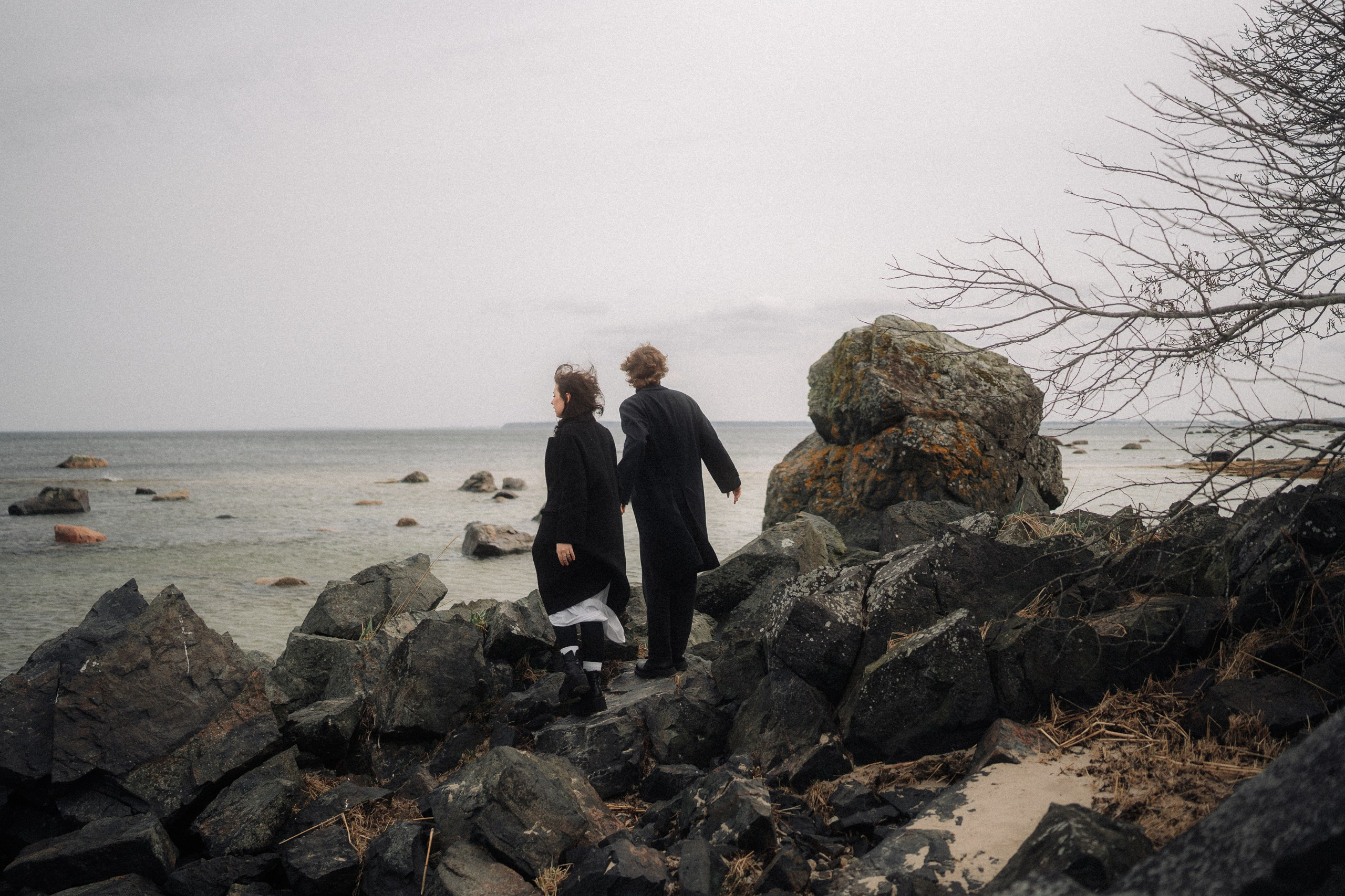 In Anticipation of Summer. Couple and Family Photographer in Tallinn, Sasha Kaloshin