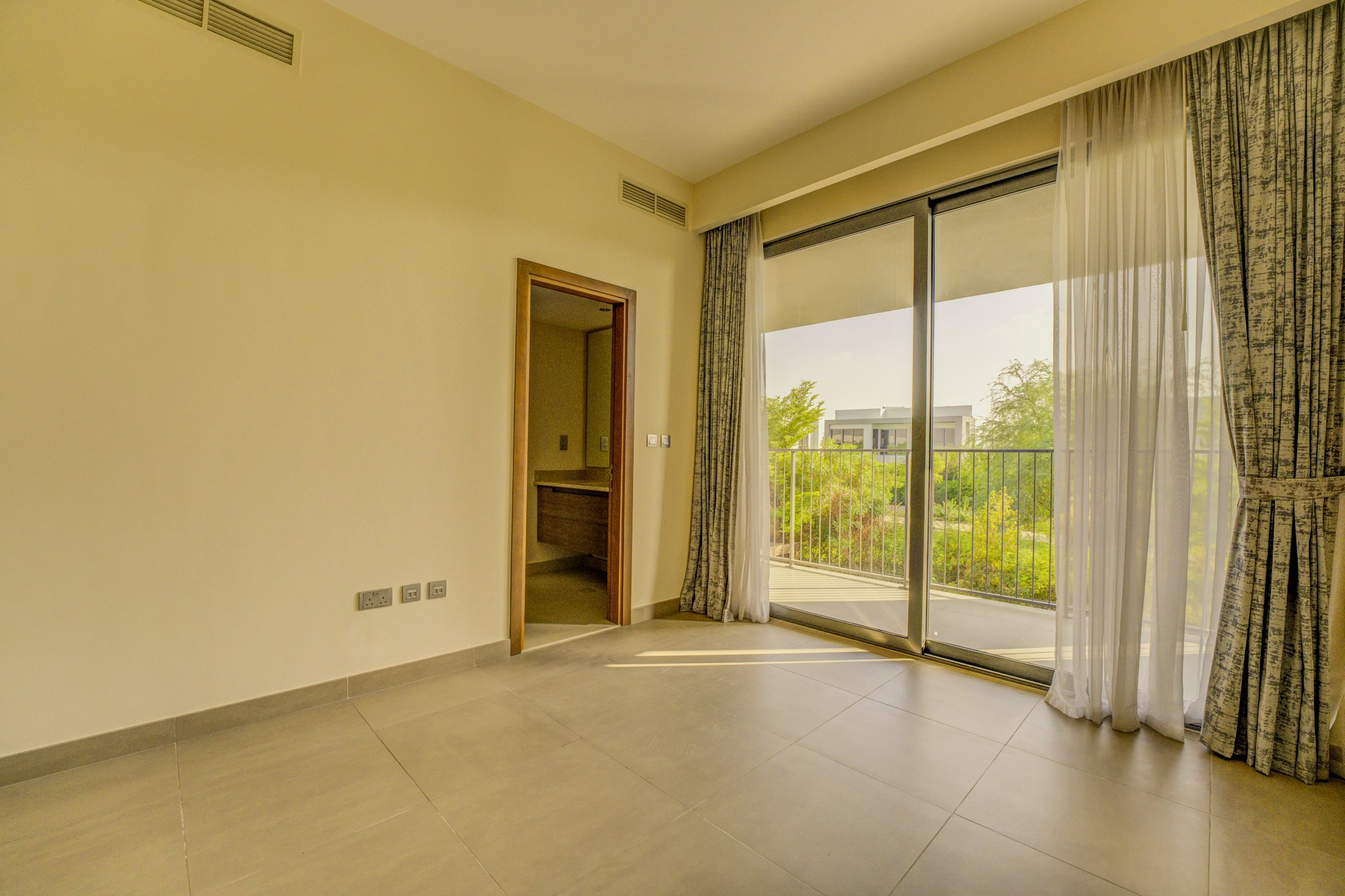 Dubai Hills. Zakhar Leshkov Photo