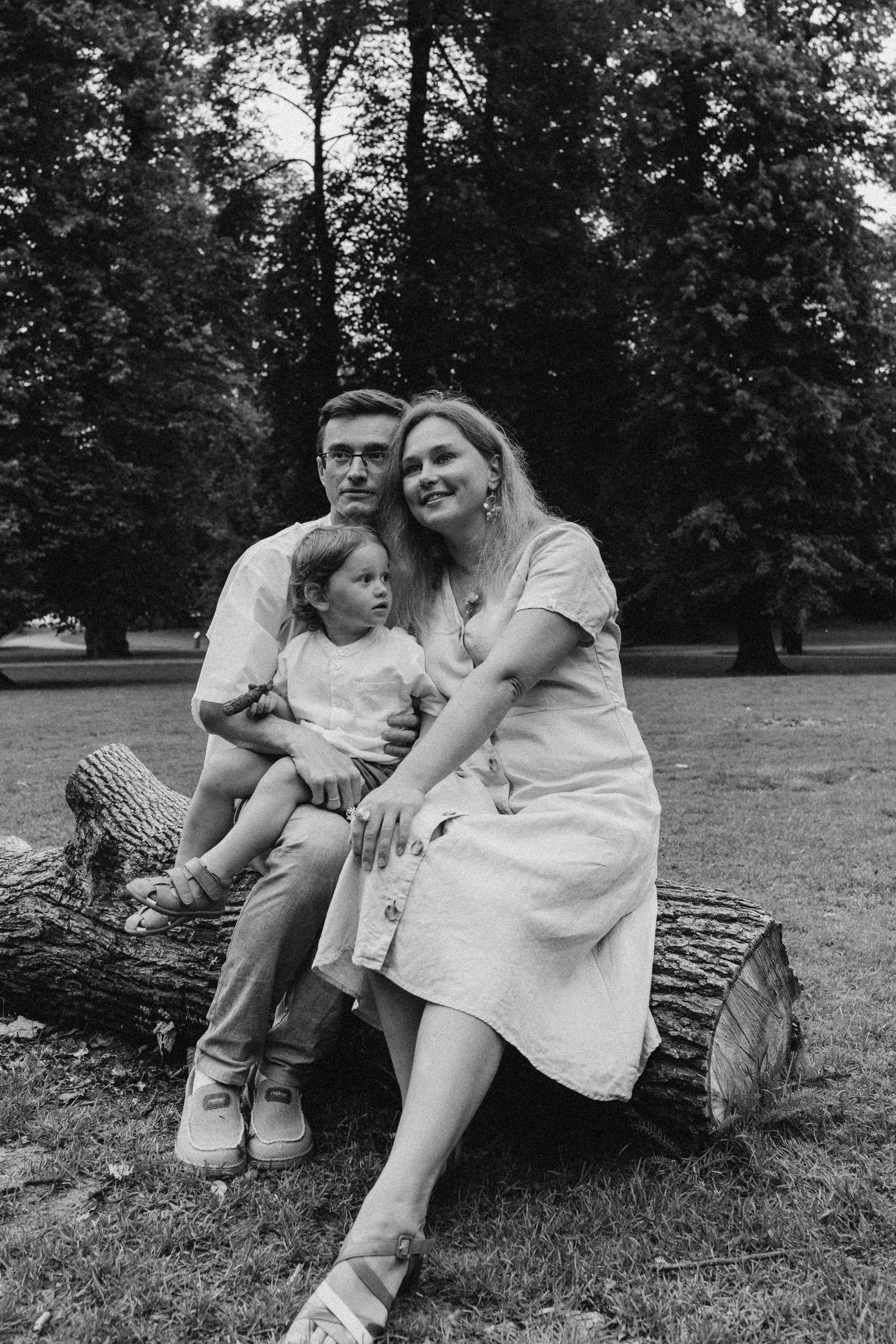 Kaivopuisto. Wedding and potrait photographer in Helsinki Vickan O