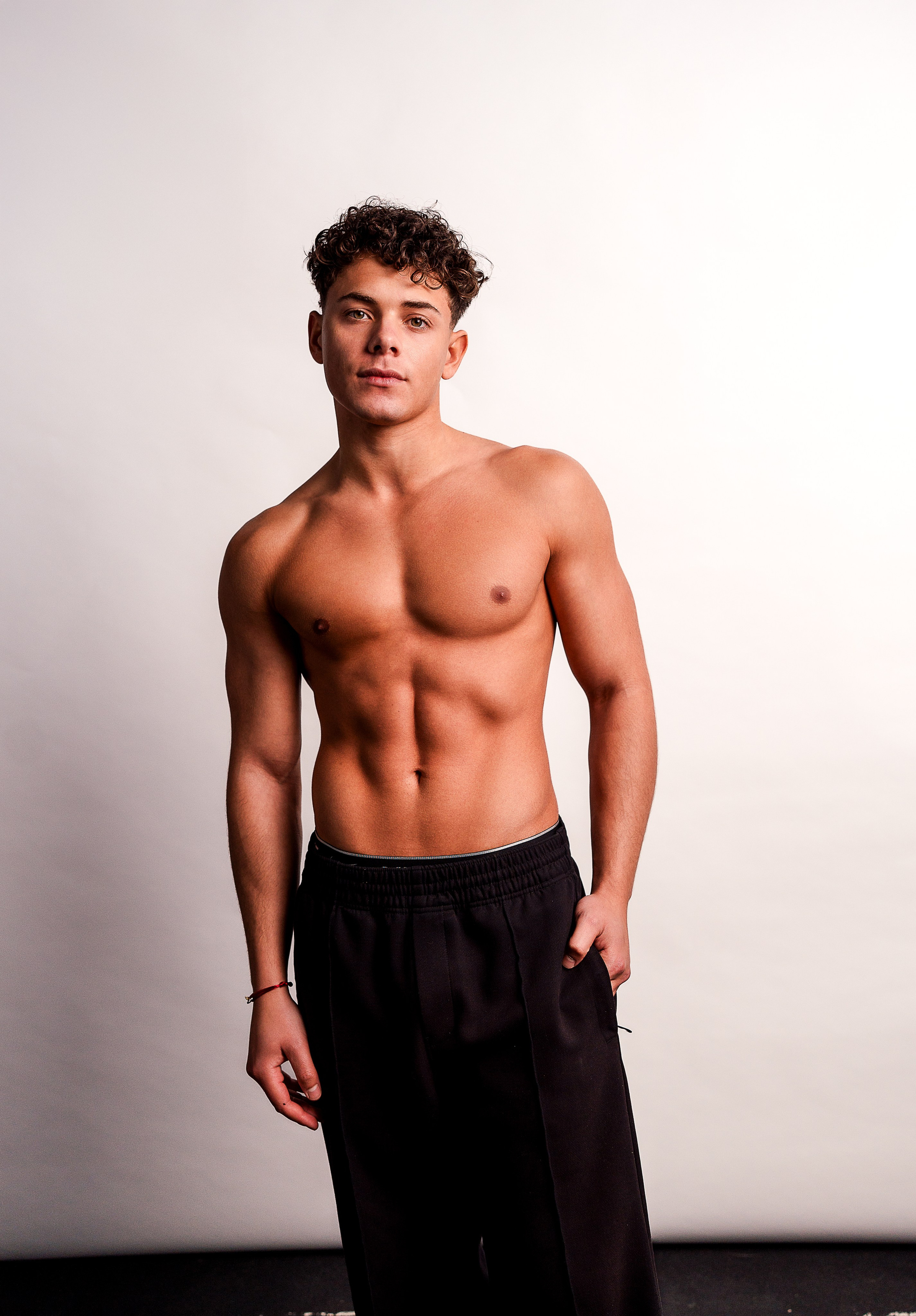 Amina Yassin. Familien, Portrait und Konzeptualfotografie in Genf, Schweiz