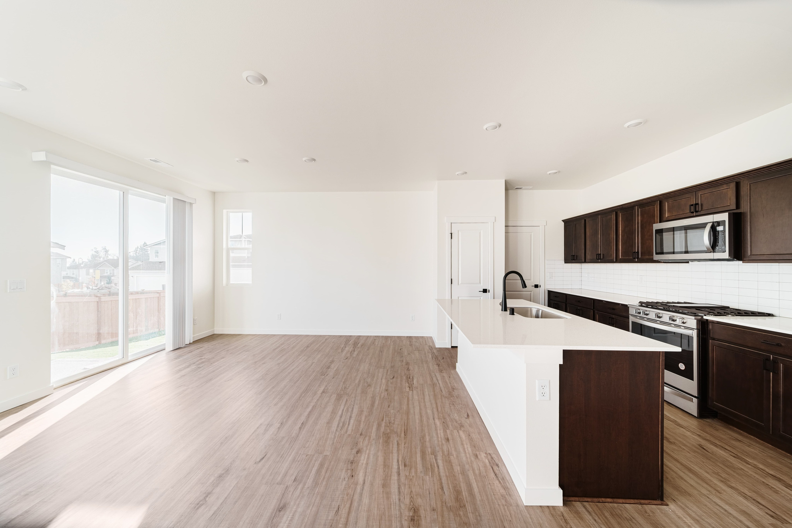 Real Estate photography. Washington state. EVAN ARISTOV WEDDING PHOTOGRAPHY — Seattle Wedding Photographer