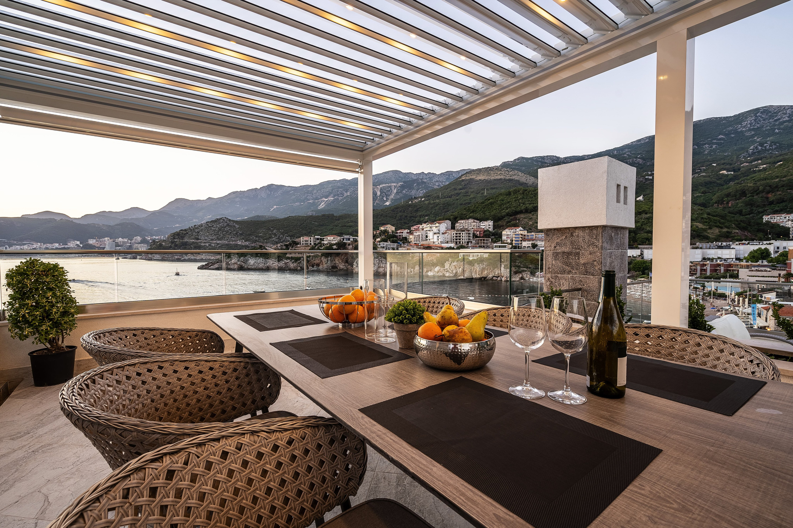 Real Estate Photography. Montenegro. EVAN ARISTOV WEDDING PHOTOGRAPHY — Seattle Wedding Photographer