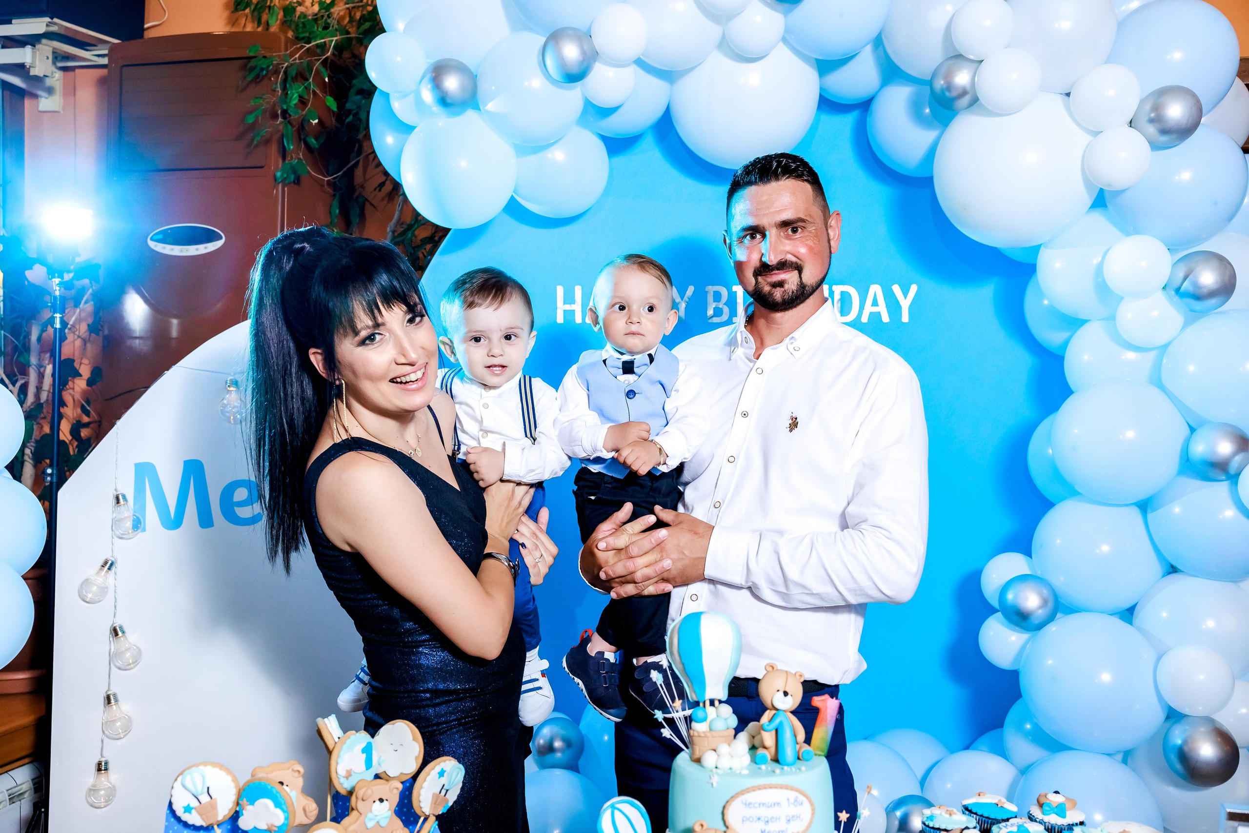 Честит Рожден Ден. Фотограф Ирина Йотова