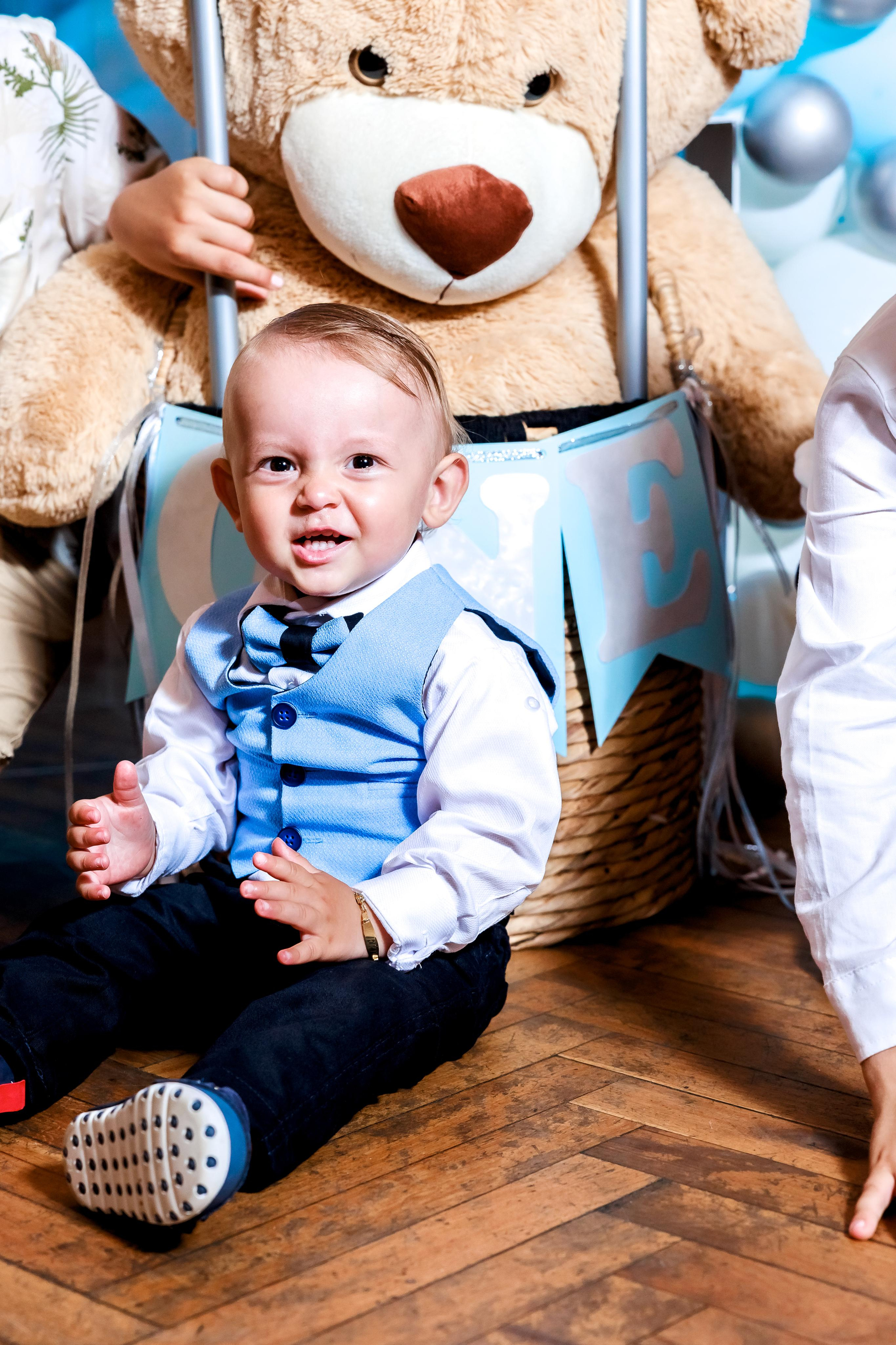 Честит Рожден Ден. Фотограф Ирина Йотова