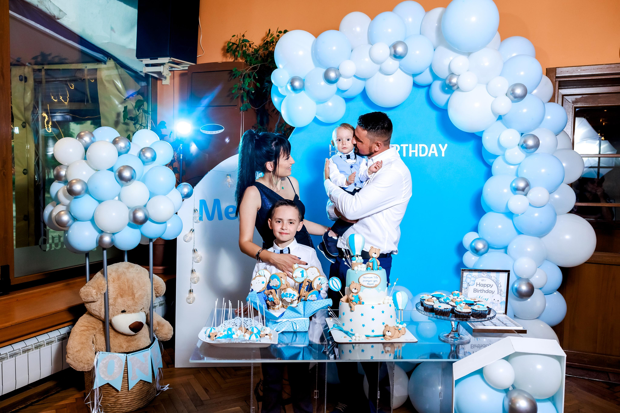 Честит Рожден Ден. Фотограф Ирина Йотова