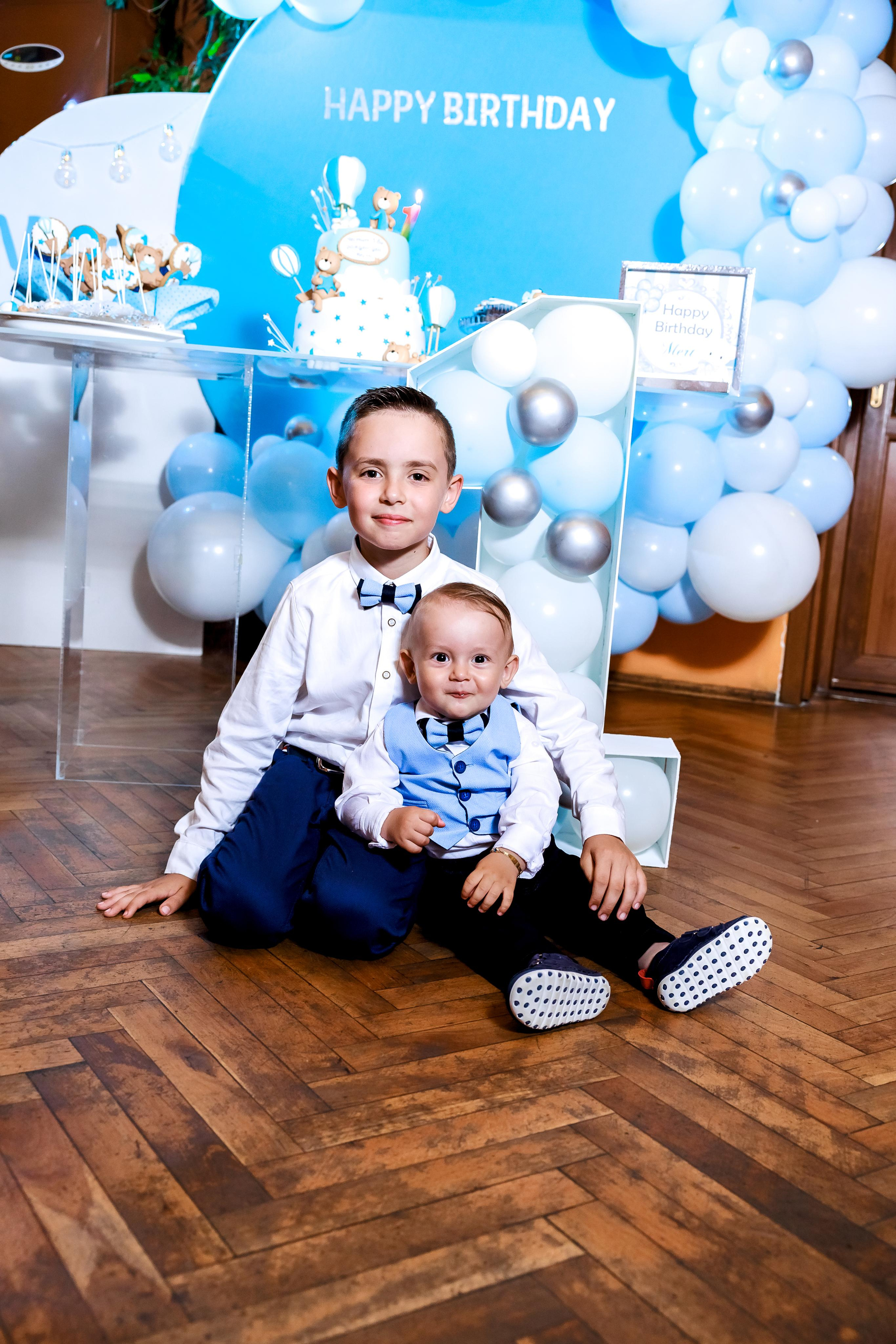 Честит Рожден Ден. Фотограф Ирина Йотова