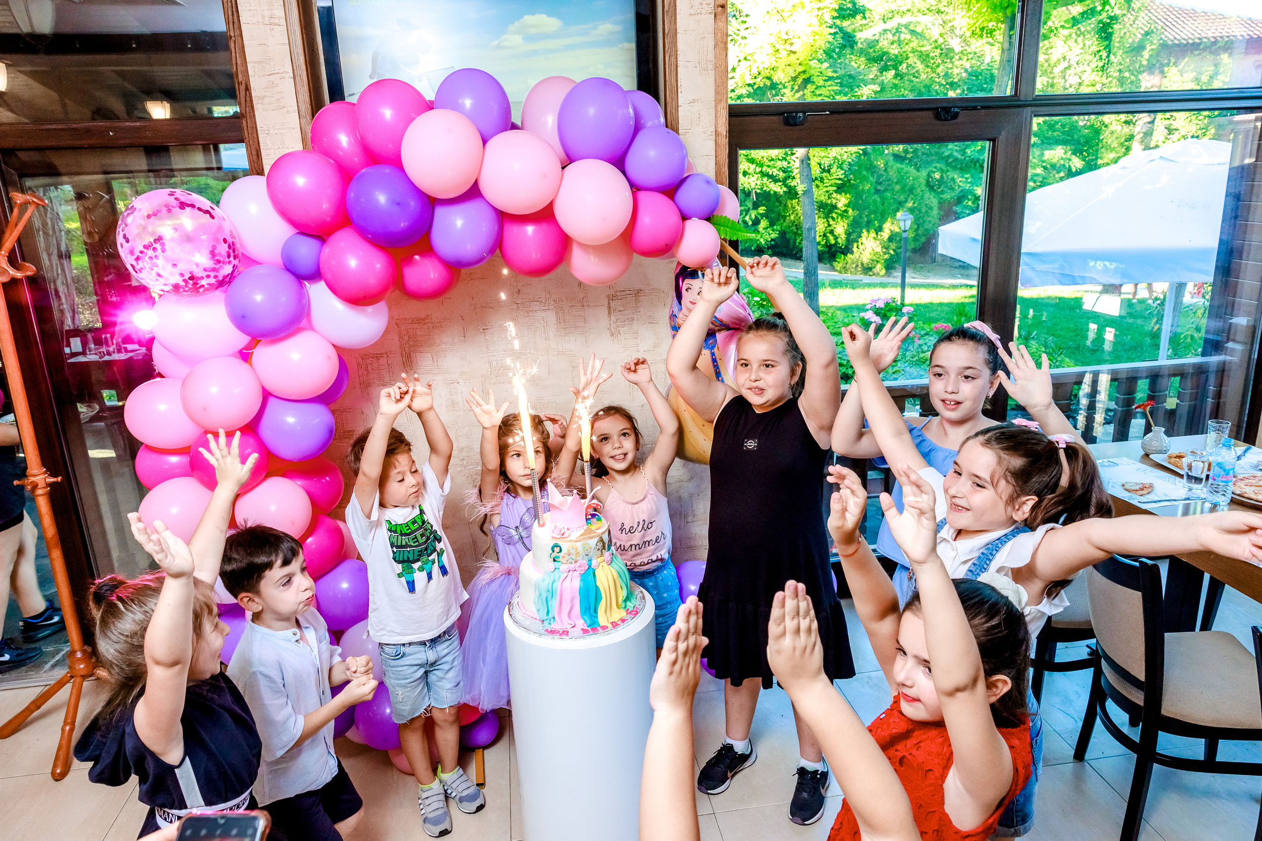 Честит Рожден Ден. Фотограф Ирина Йотова