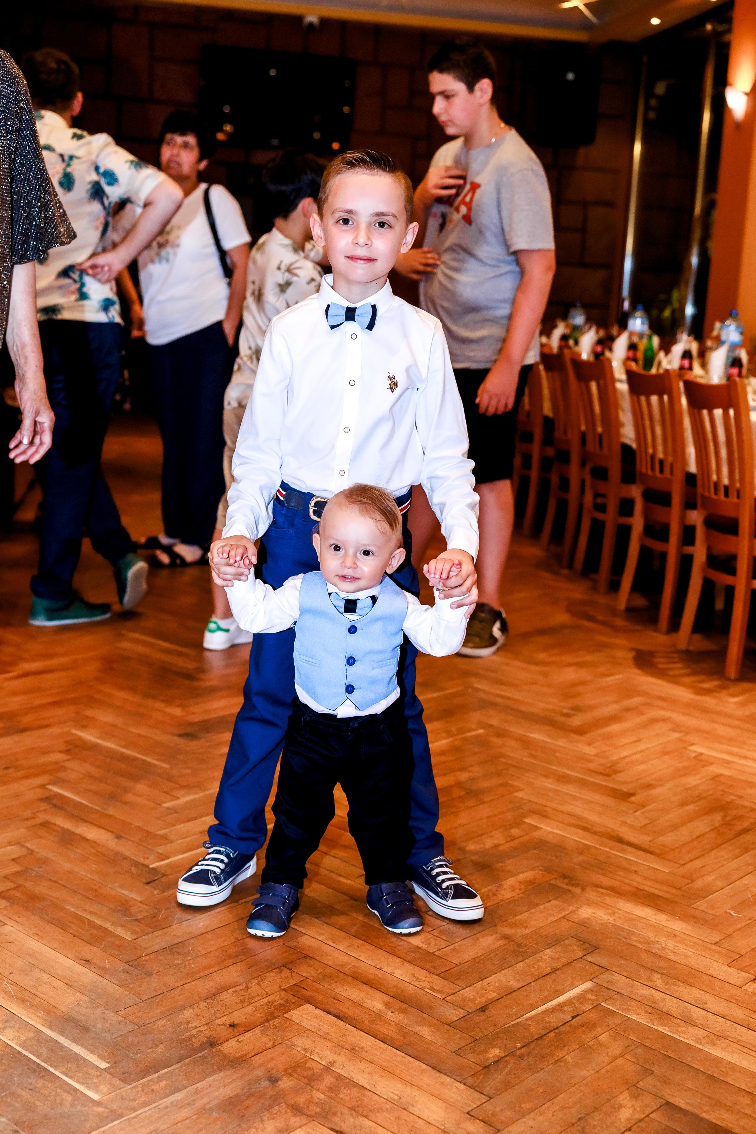 Честит Рожден Ден. Фотограф Ирина Йотова