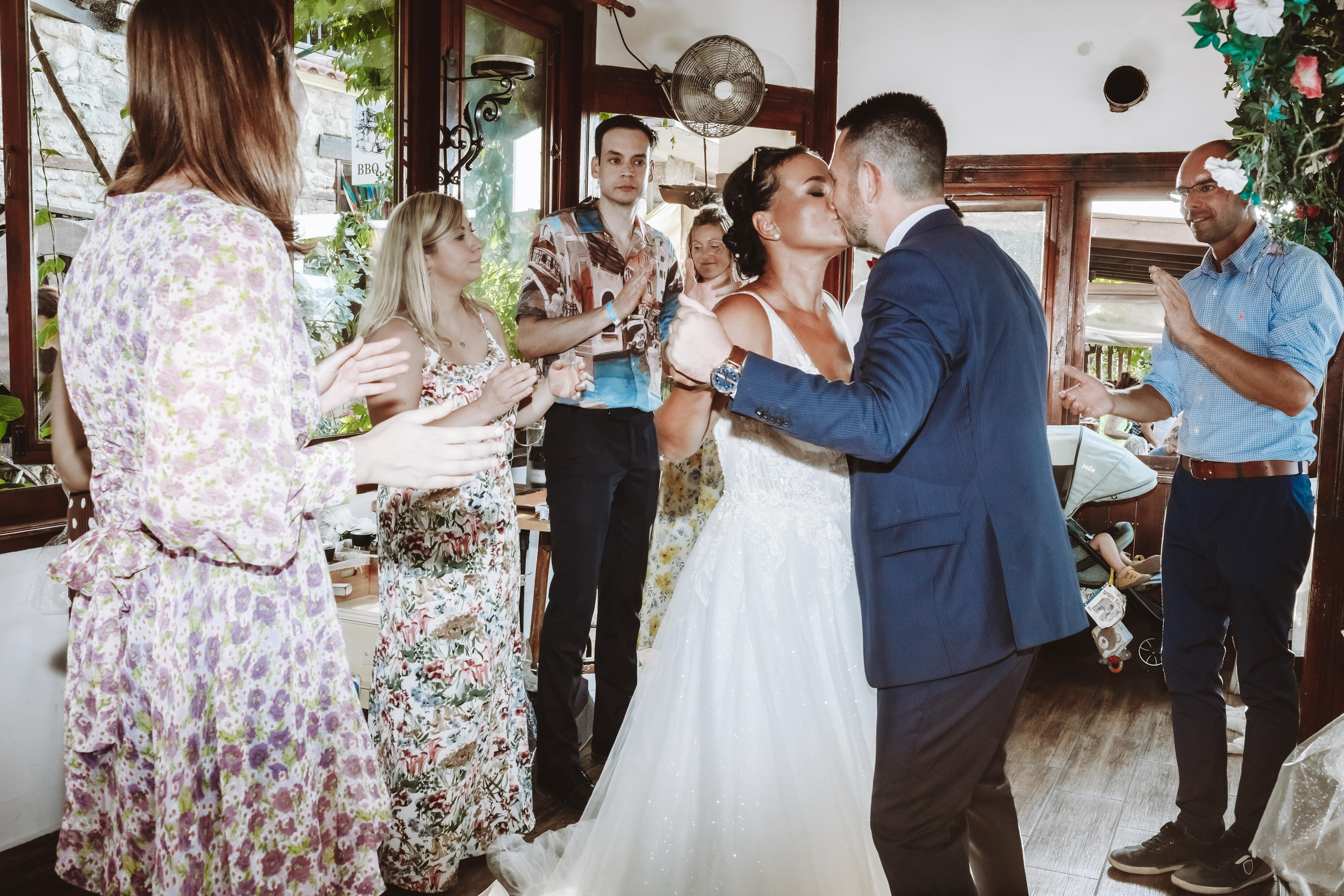 Сватба несебър. Фотограф Ирина Йотова