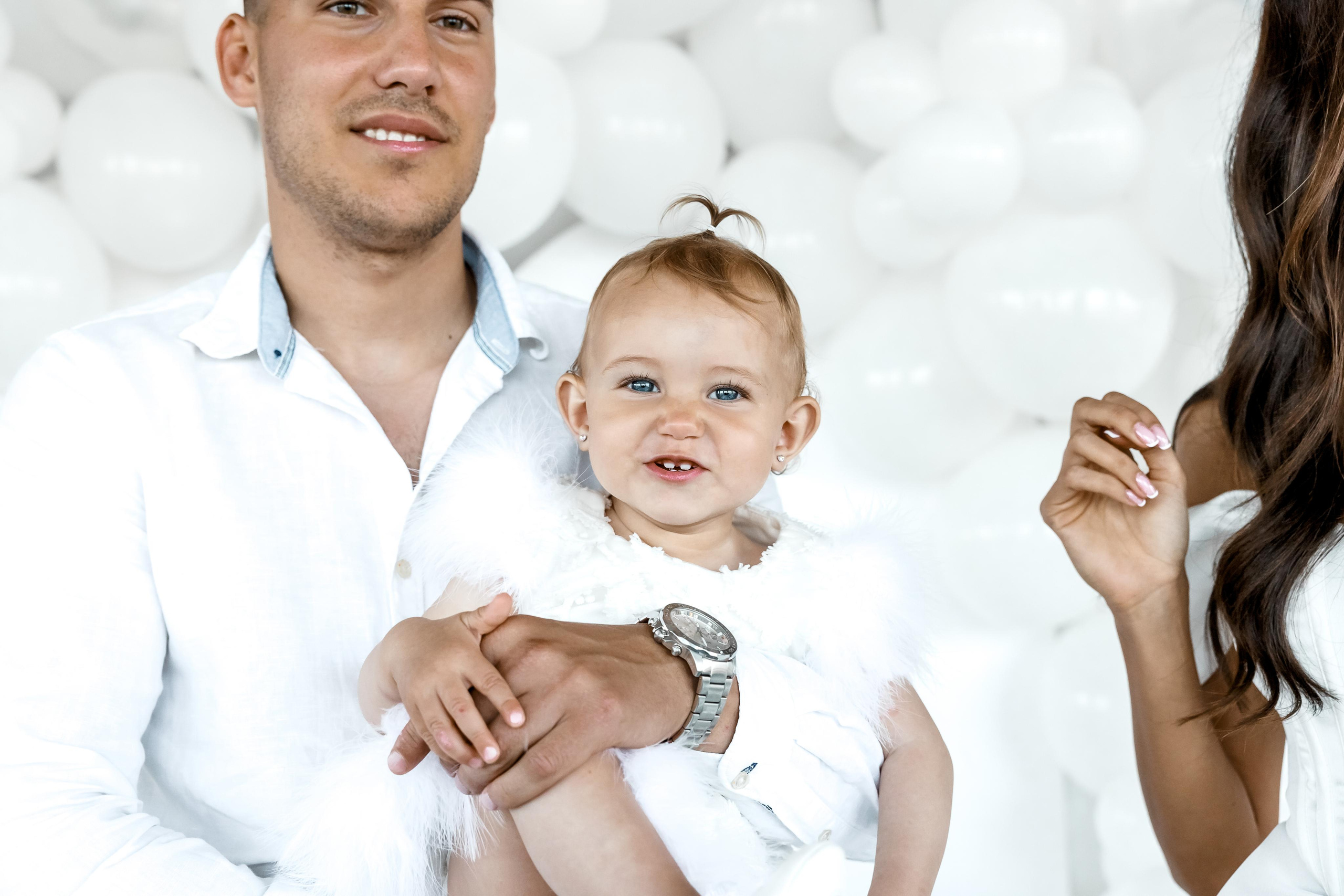 Честит Първи Рожден Ден. Фотограф Ирина Йотова