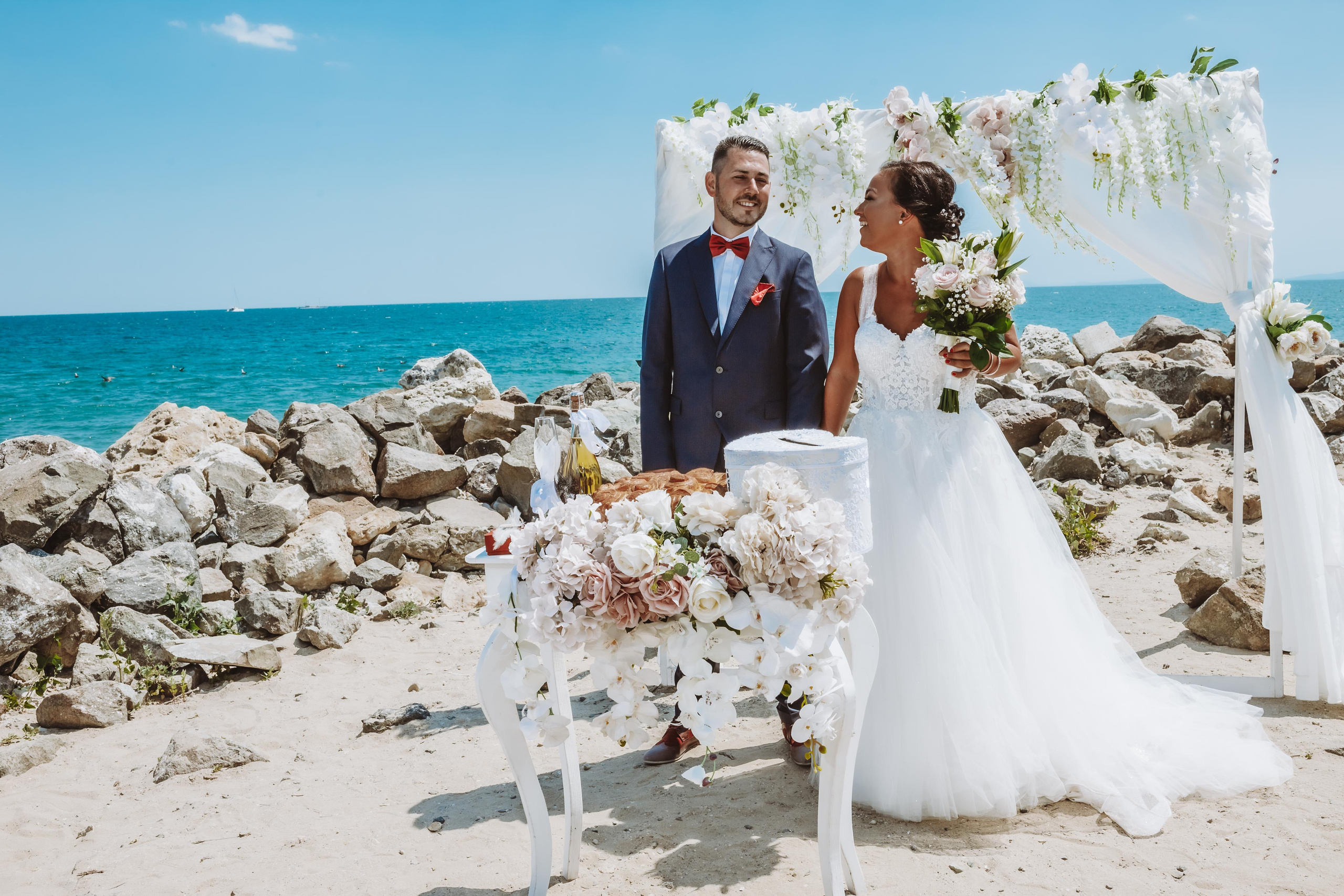 Сватба несебър. Фотограф Ирина Йотова