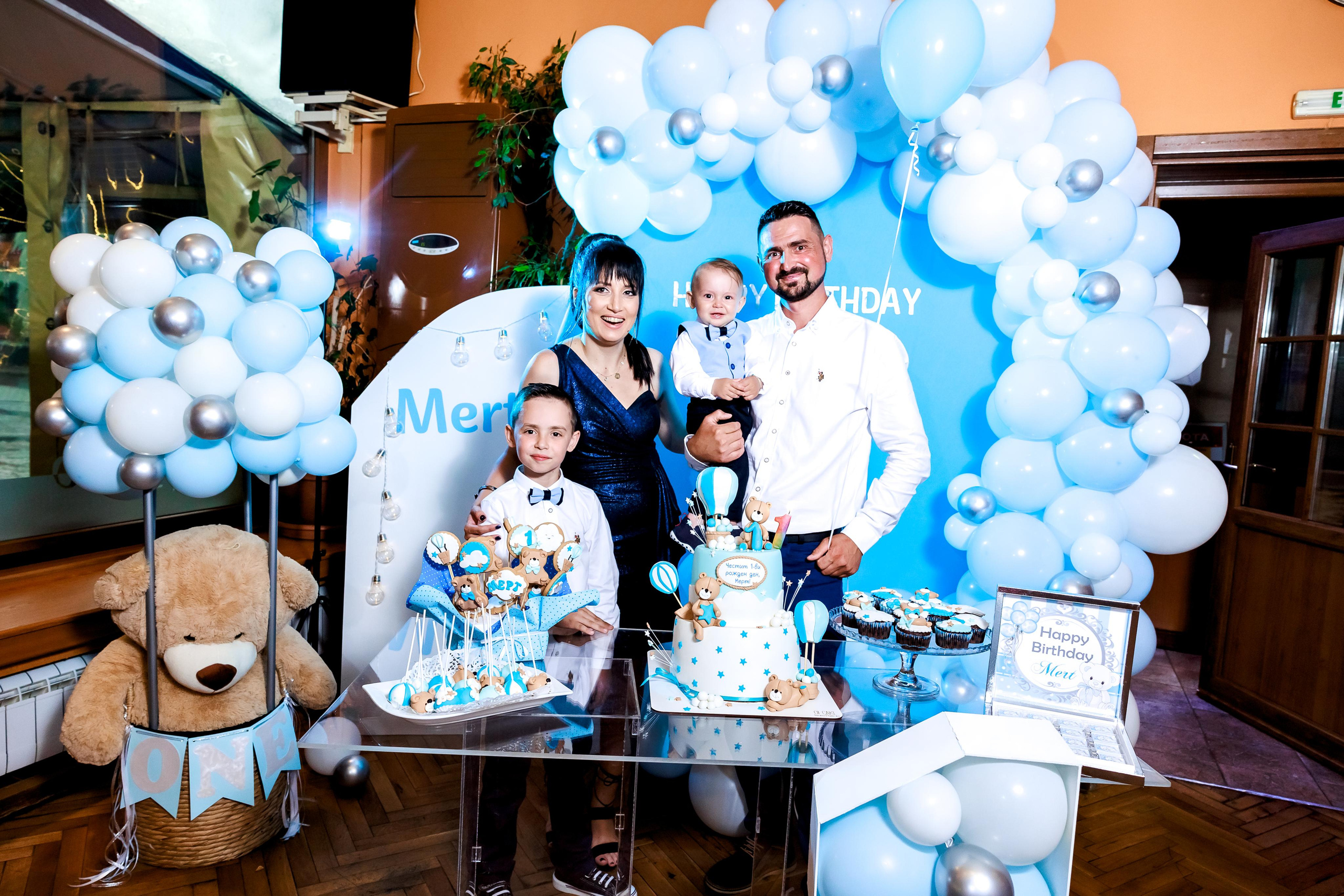 Честит Рожден Ден. Фотограф Ирина Йотова