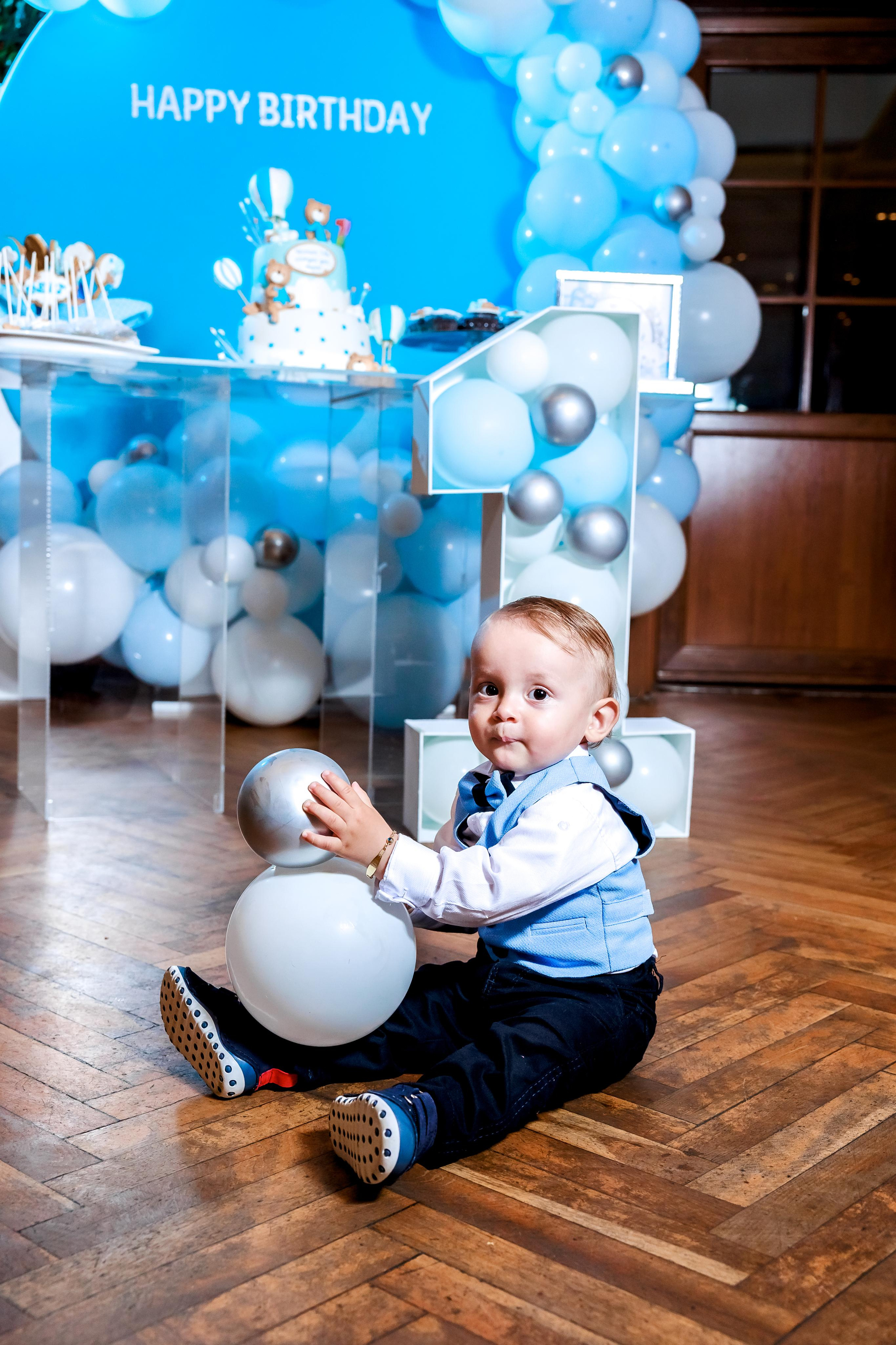 Честит Рожден Ден. Фотограф Ирина Йотова