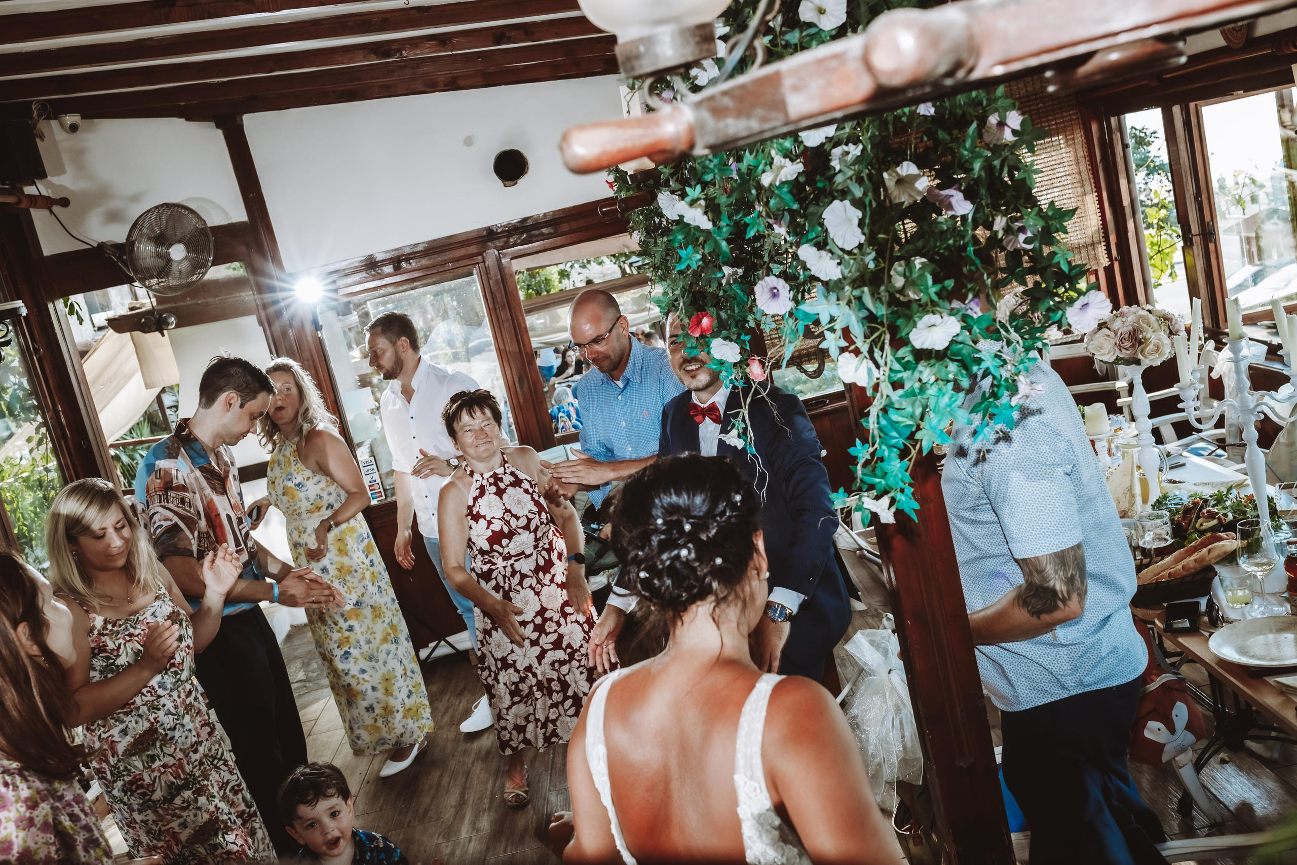 Сватба несебър. Фотограф Ирина Йотова