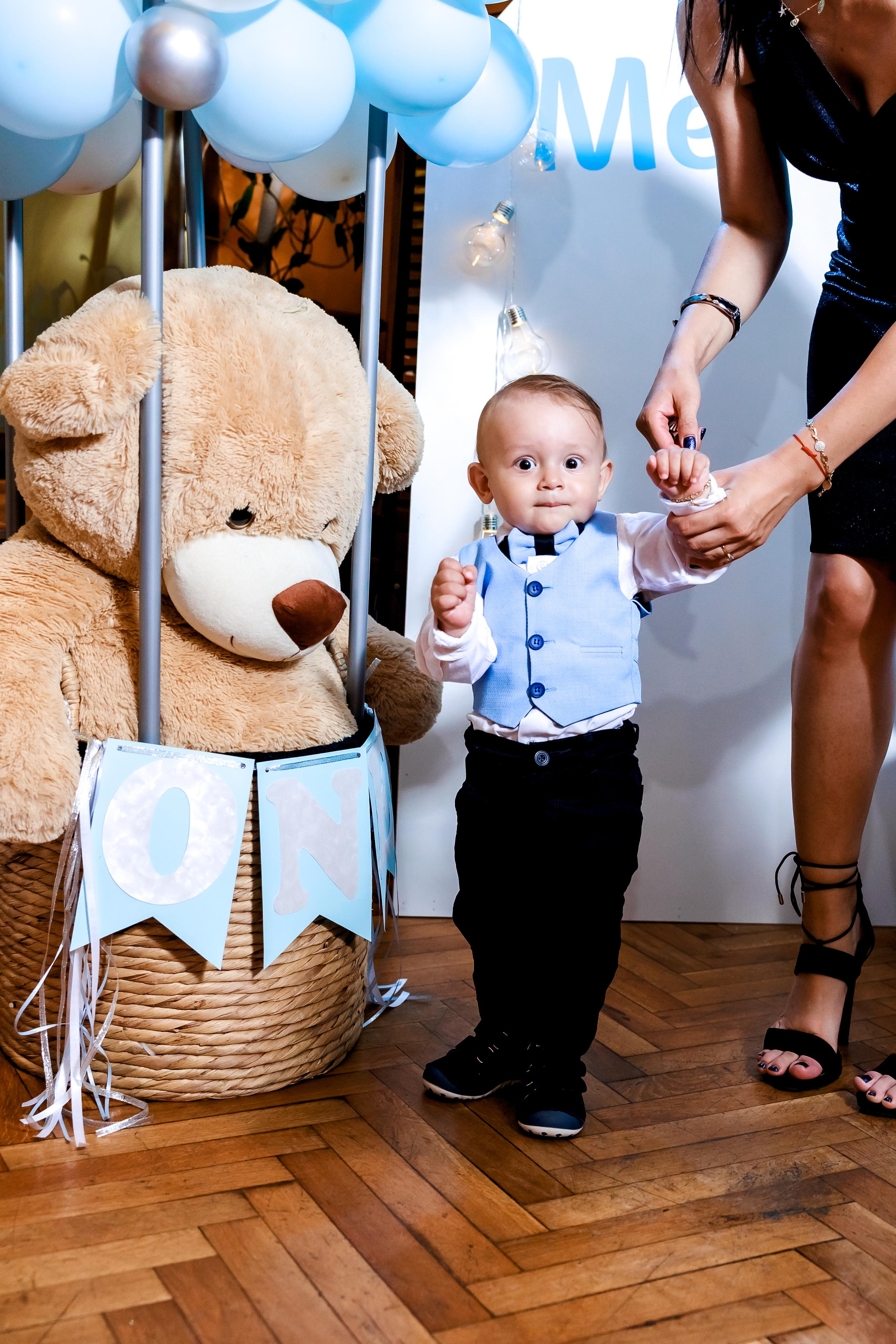 Честит Рожден Ден. Фотограф Ирина Йотова