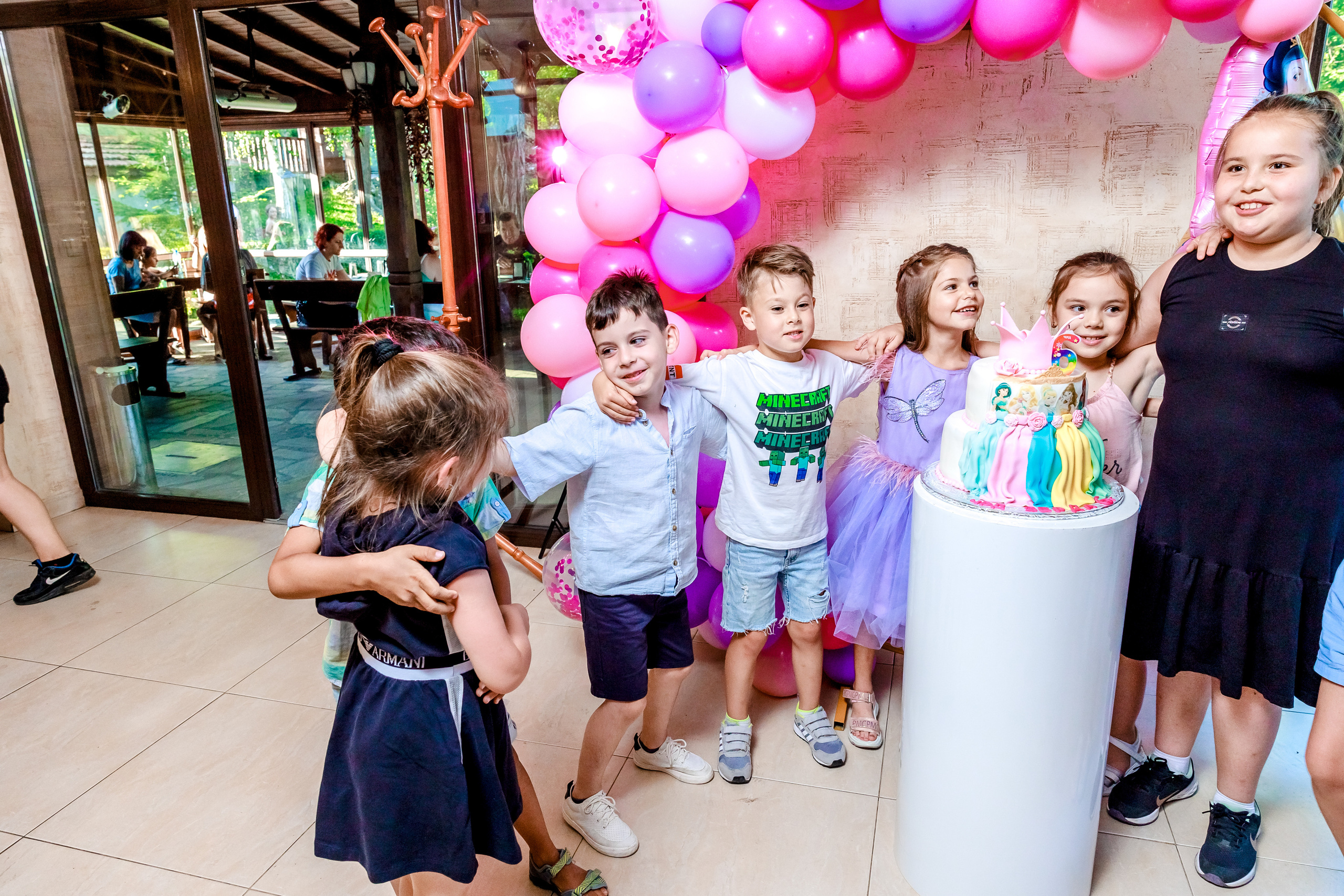 Честит Рожден Ден. Фотограф Ирина Йотова