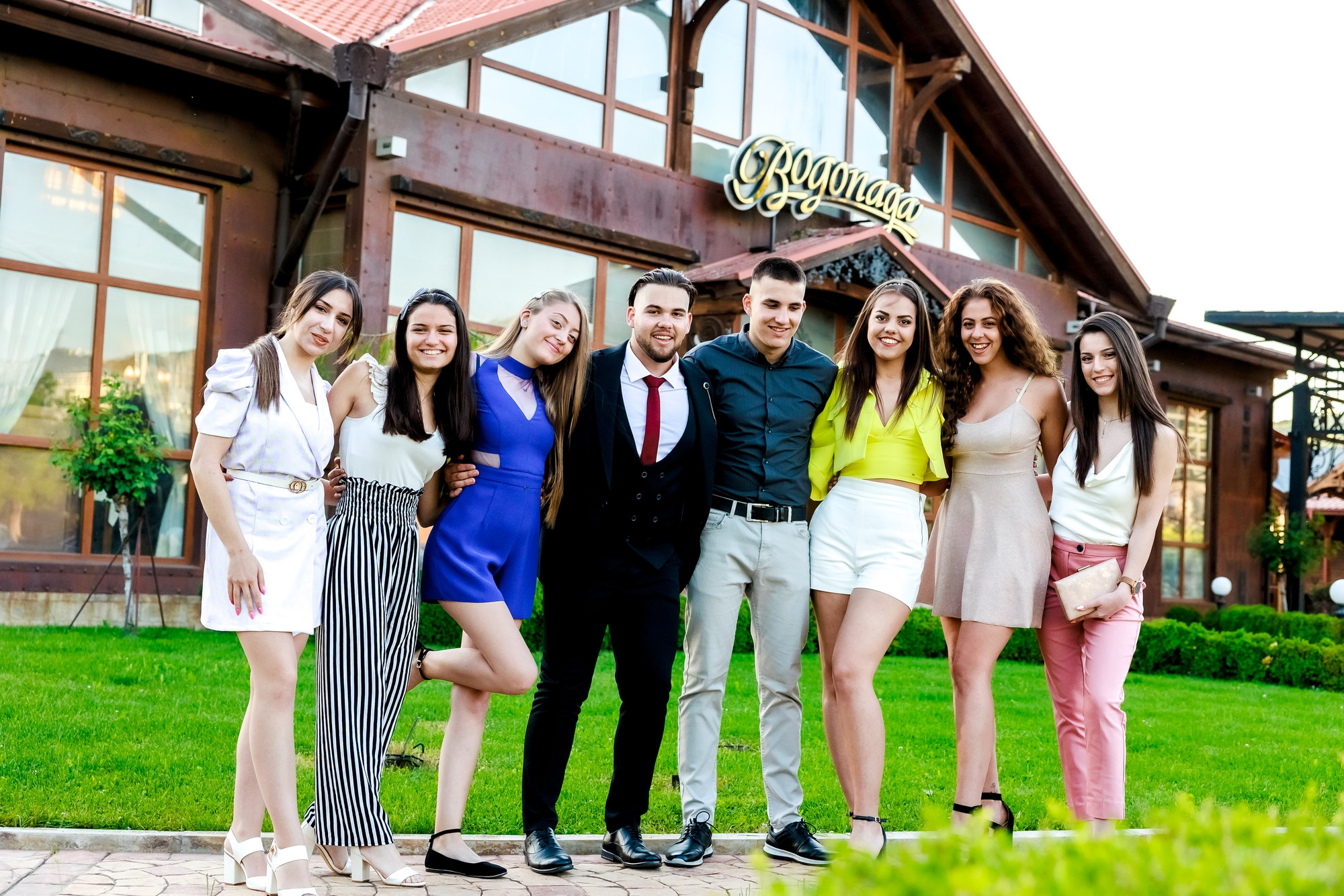 Абитуриентски бал 2022. Фотограф Ирина Йотова