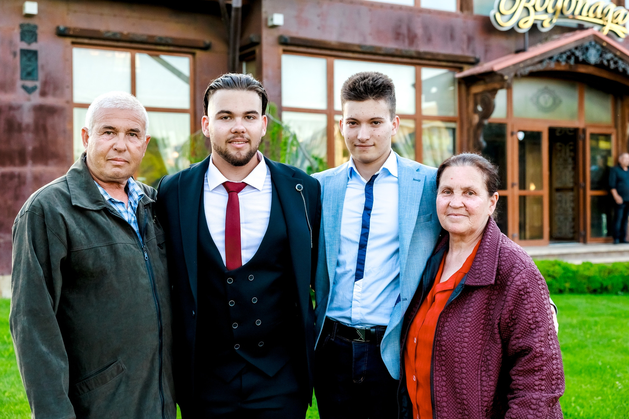 Абитуриентски бал 2022. Фотограф Ирина Йотова