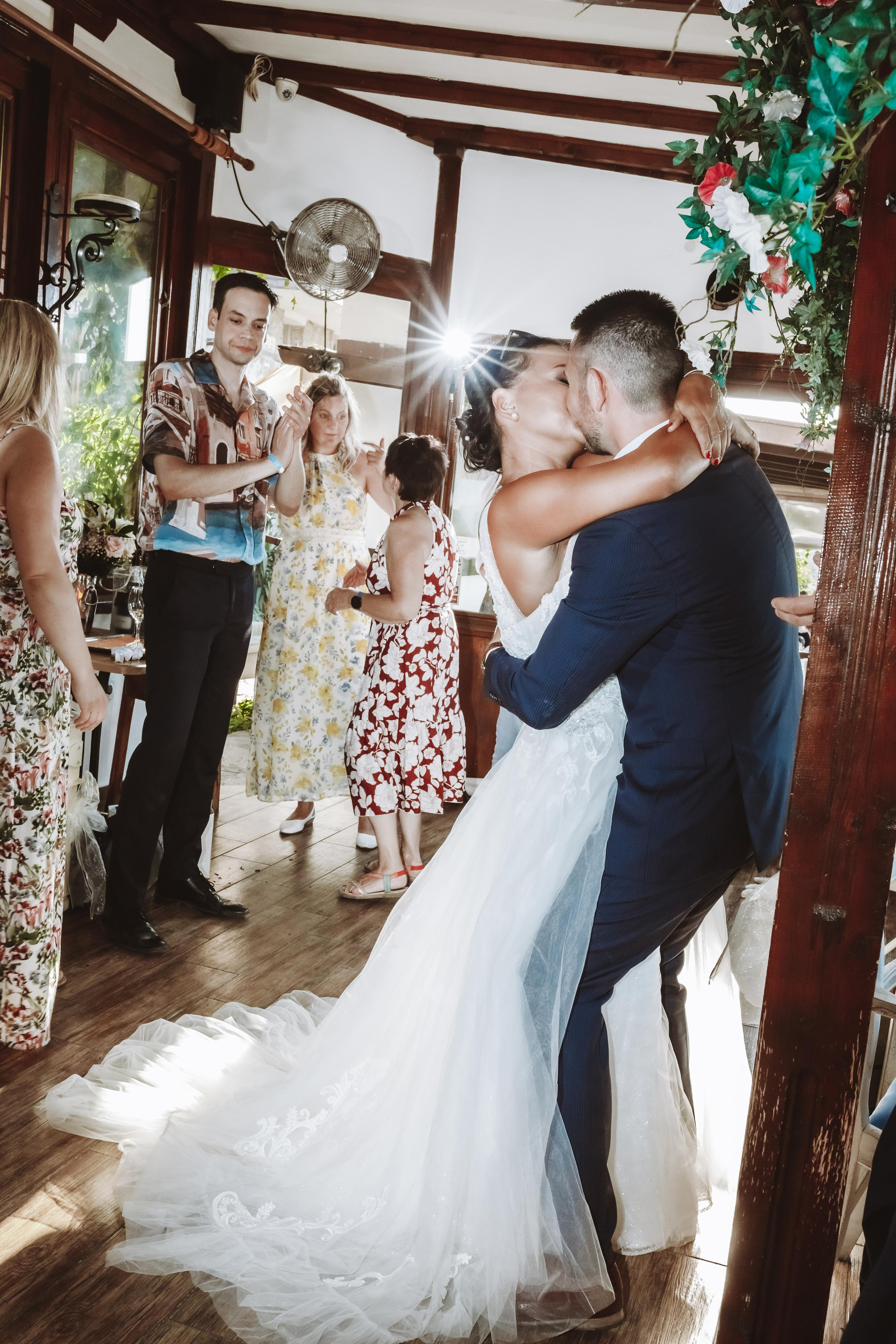 Сватба несебър. Фотограф Ирина Йотова