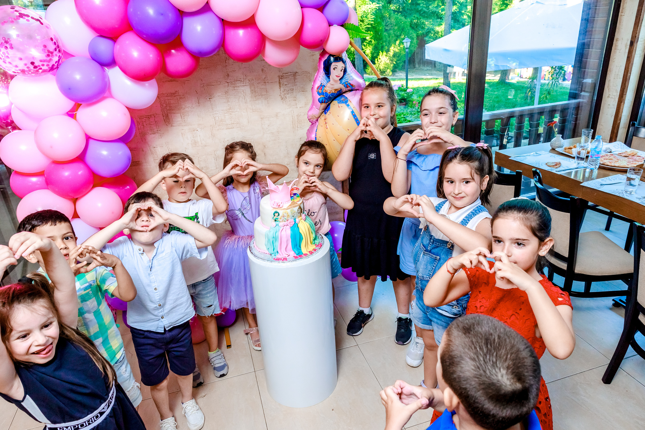 Честит Рожден Ден. Фотограф Ирина Йотова