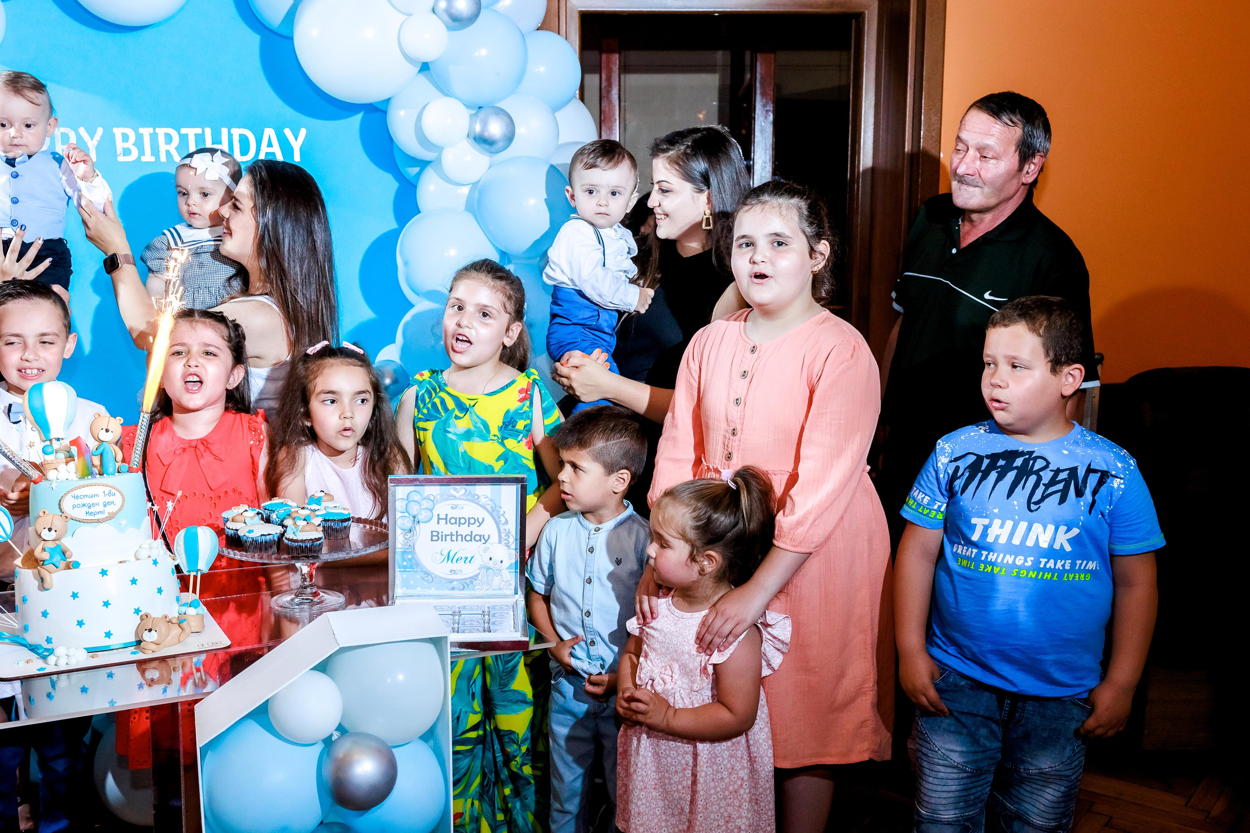 Честит Рожден Ден. Фотограф Ирина Йотова