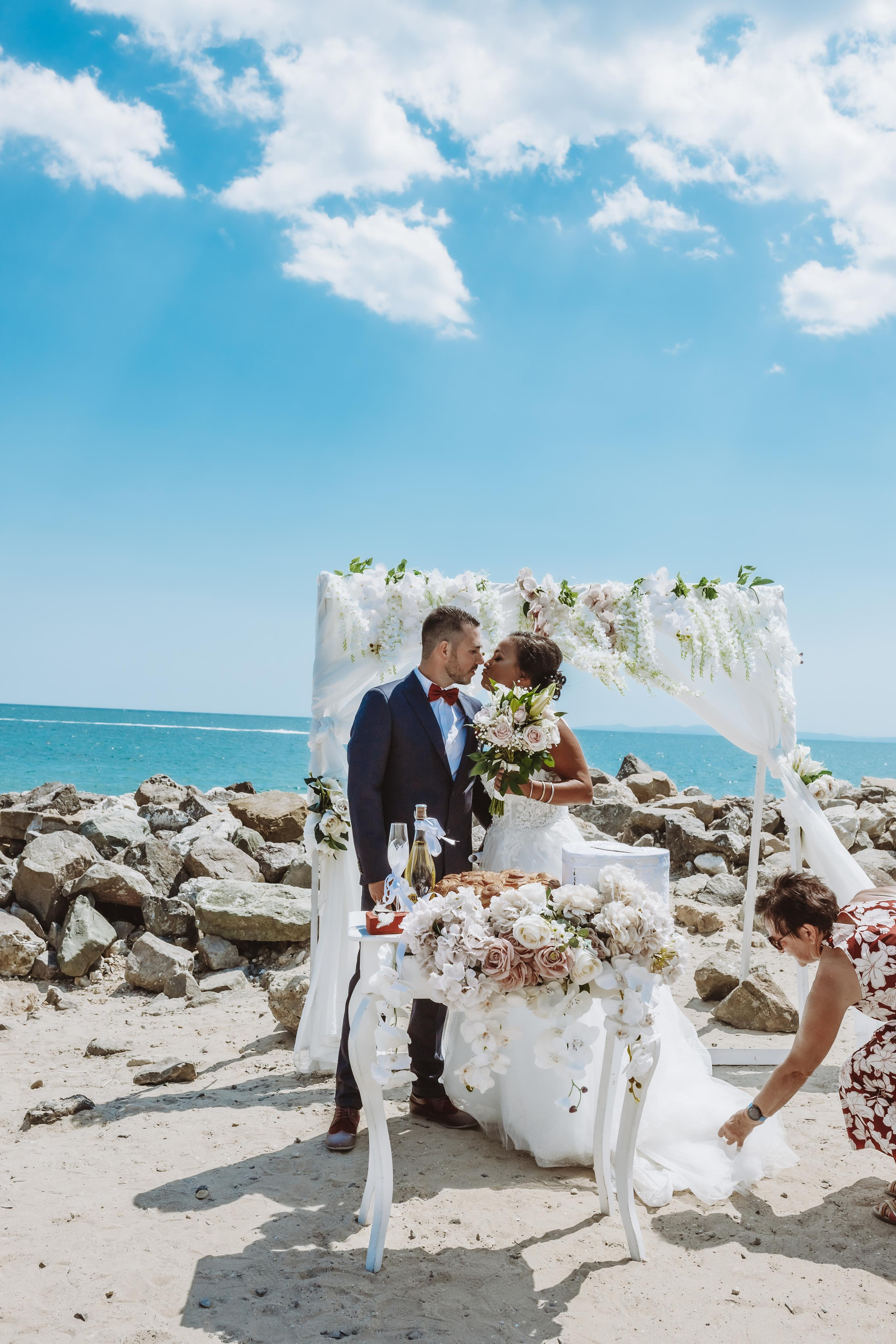 Сватба несебър. Фотограф Ирина Йотова