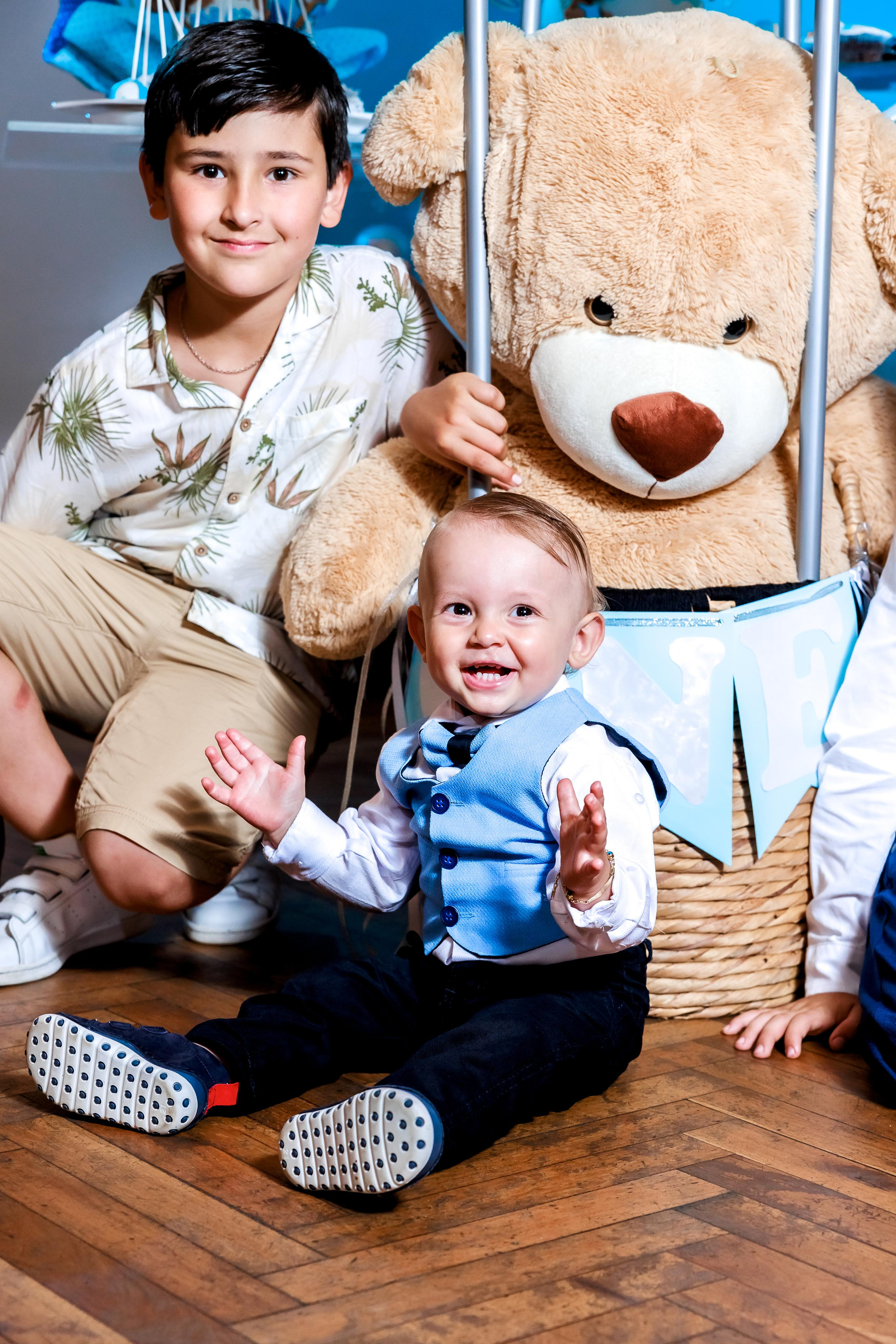 Честит Рожден Ден. Фотограф Ирина Йотова