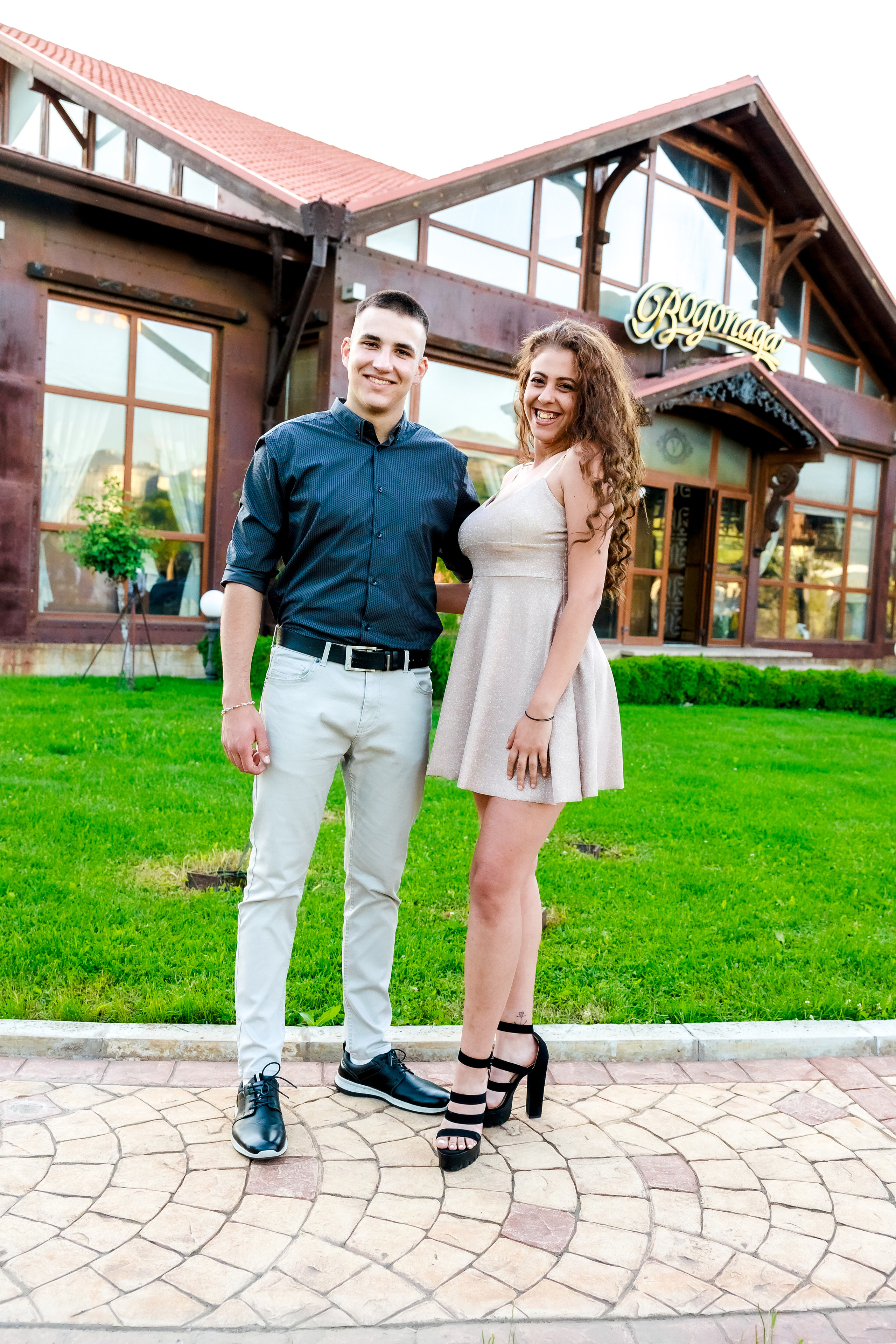 Абитуриентски бал 2022. Фотограф Ирина Йотова