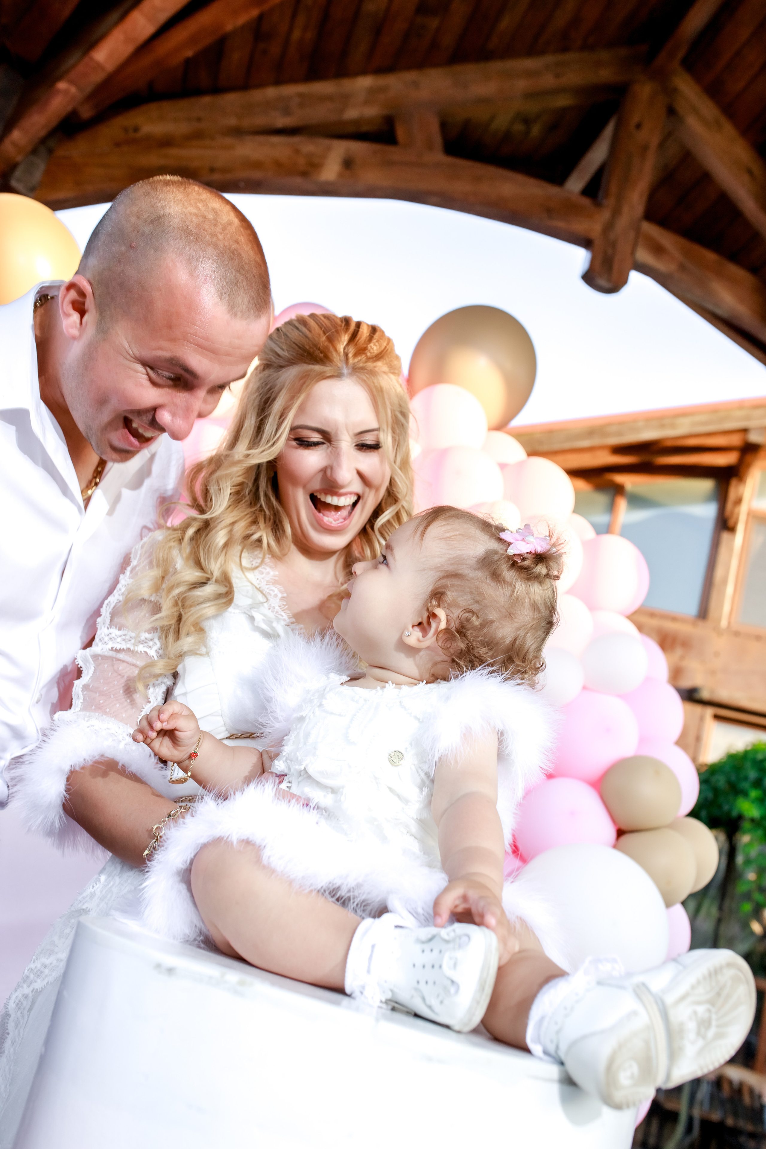 Честит Рожден Ден. Фотограф Ирина Йотова