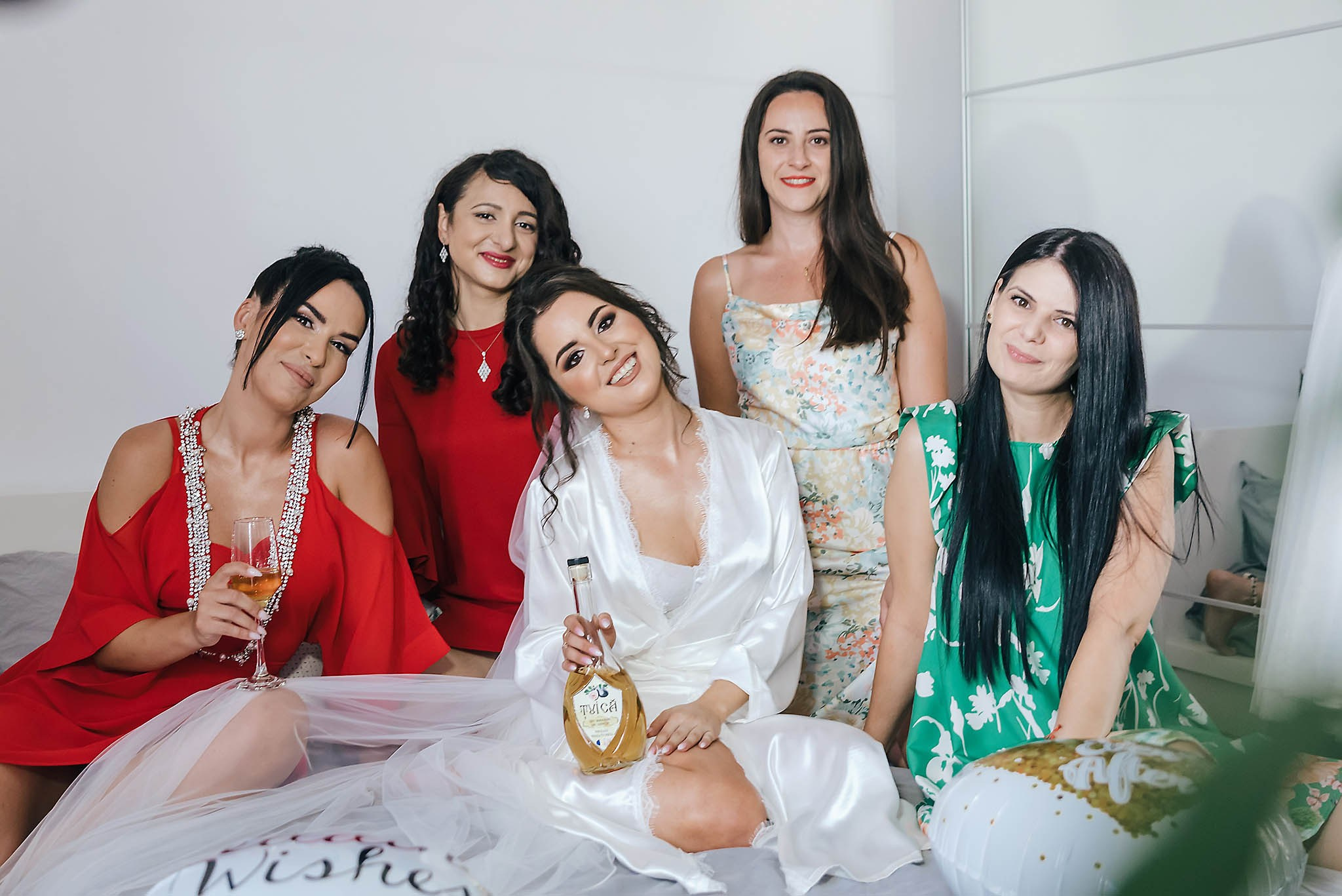 Fotograf nunta Ploiesti ; Fotograf nunta București ; Fotograf Botez Ploiesti, Fotograf Botez Bucuresti, Fotograf eveniment, Nunta, Botez, Corporate, Foto Video Ploiesti, Foto Video Bucuresti