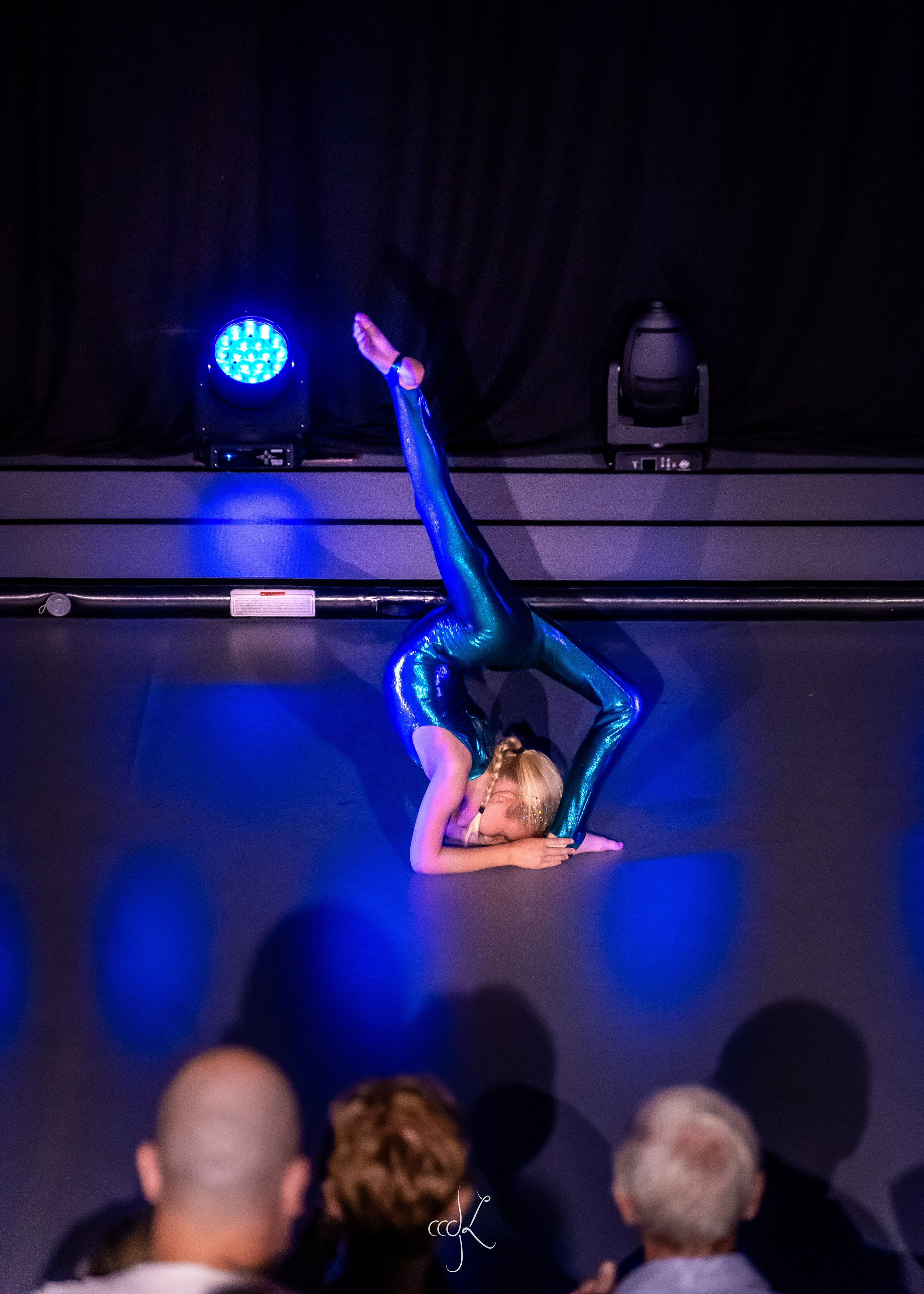 Dance Showcase I: Boundless / Acroflex Acrobatic Arts. Expect Miracles Photography by Kate & Andrew