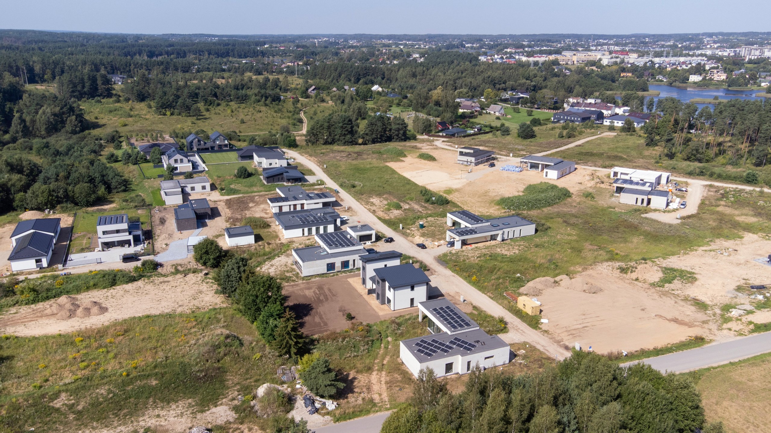 Debesų g. 4, Salotė. Elina Sapiega fotografė Vilniuje