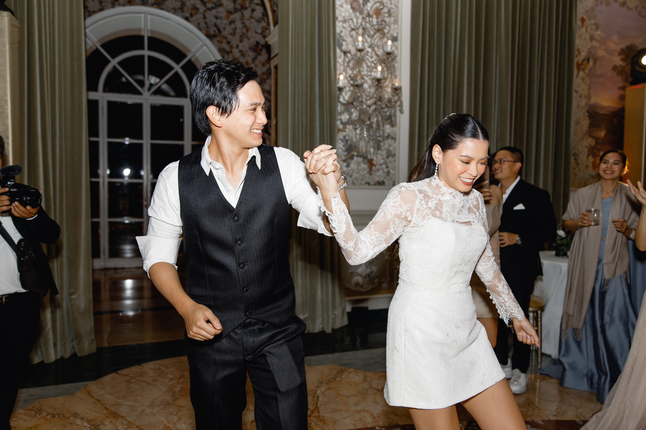 Wedding photographer Italy Rome, Tuscany, Lake Como, Sicily, Puglia. Wedding Photographer Rome Tuscany Como Sicily Puglia Amalfy Italy- Oksana Savenchuk