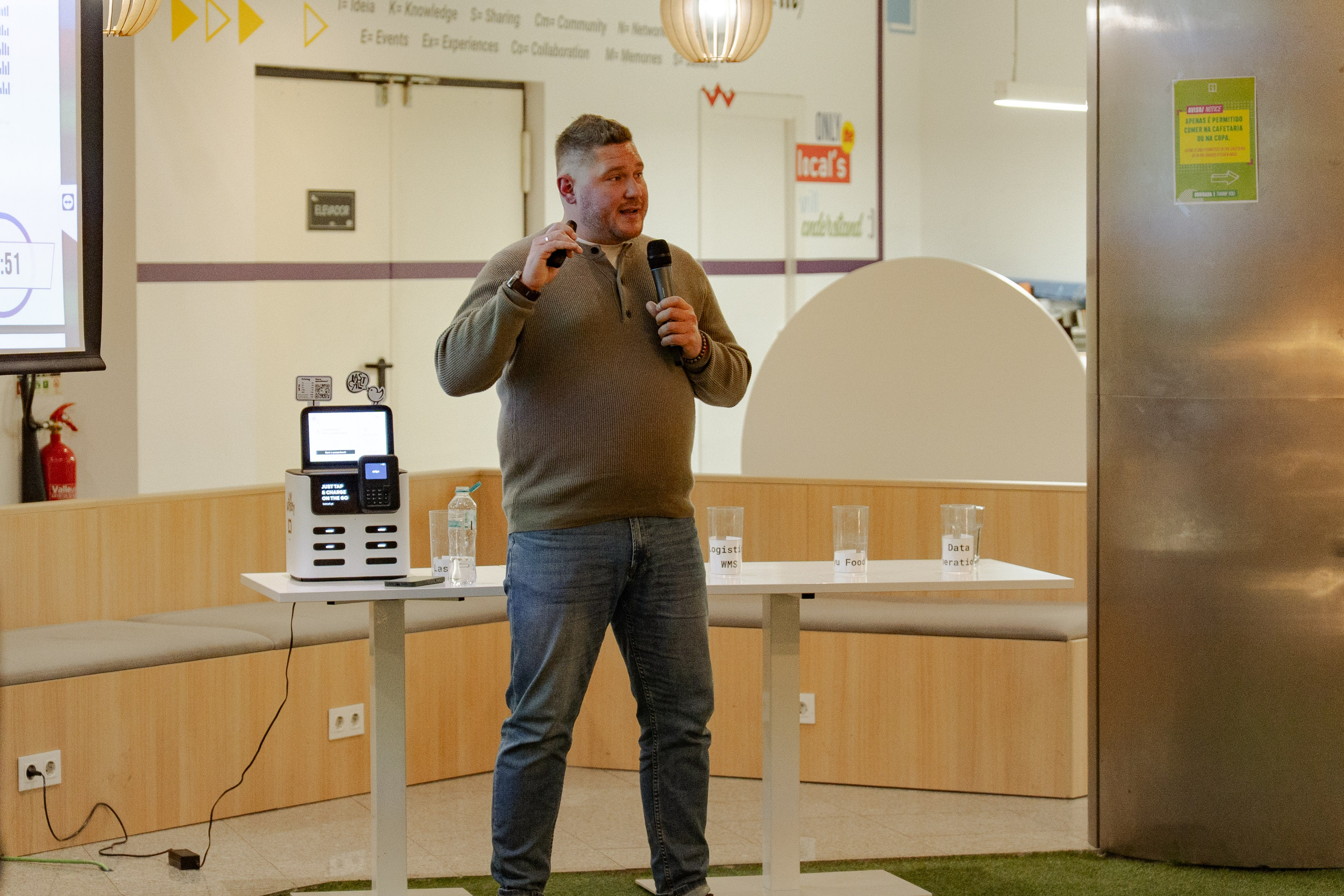 Idea Space: Pitch Day. Lisbon Event Photographer