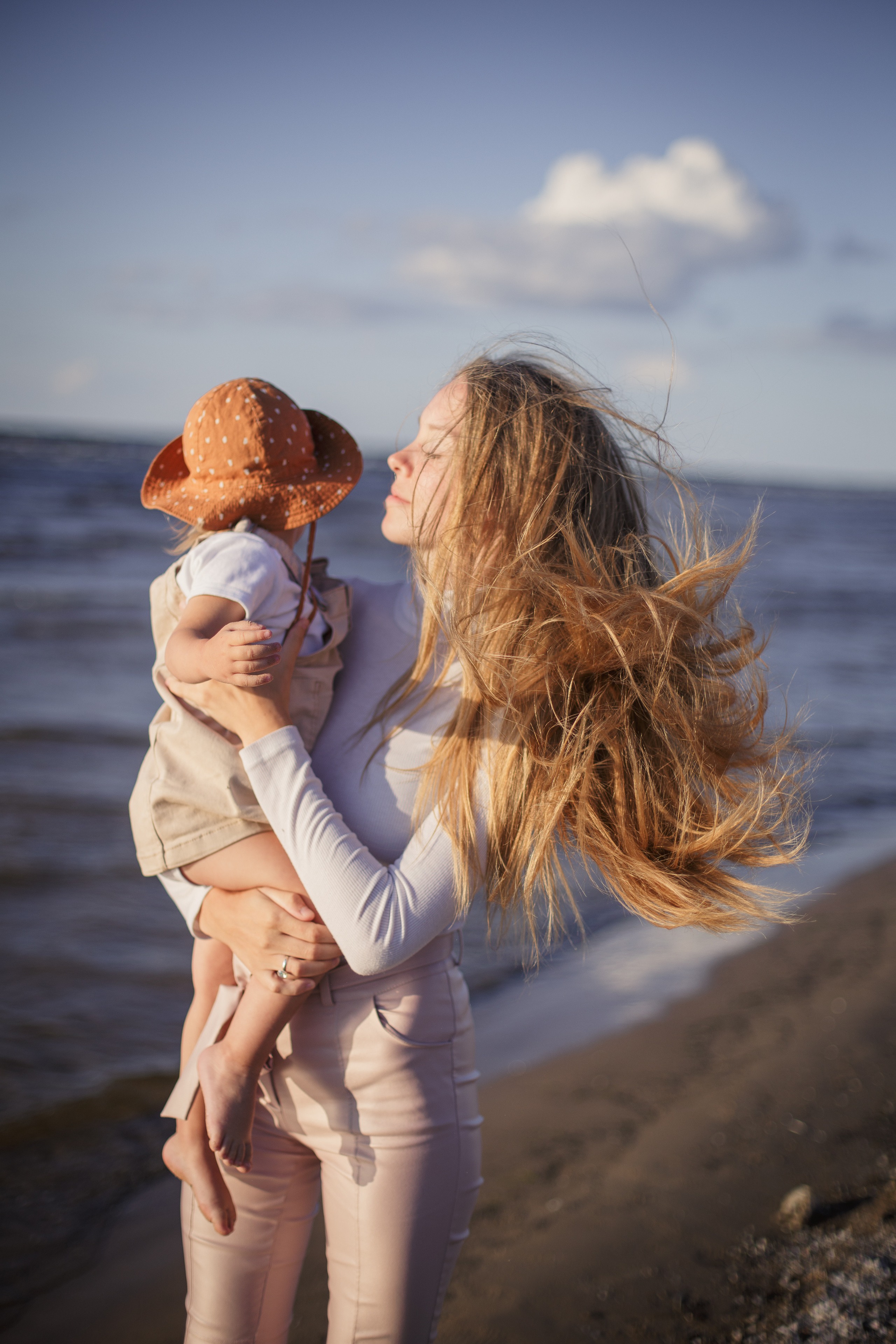 Ģimenes. Populārākā kāzu, bērnu un ģimeņu fotogrāfe Latgalē Veronika Lokotko