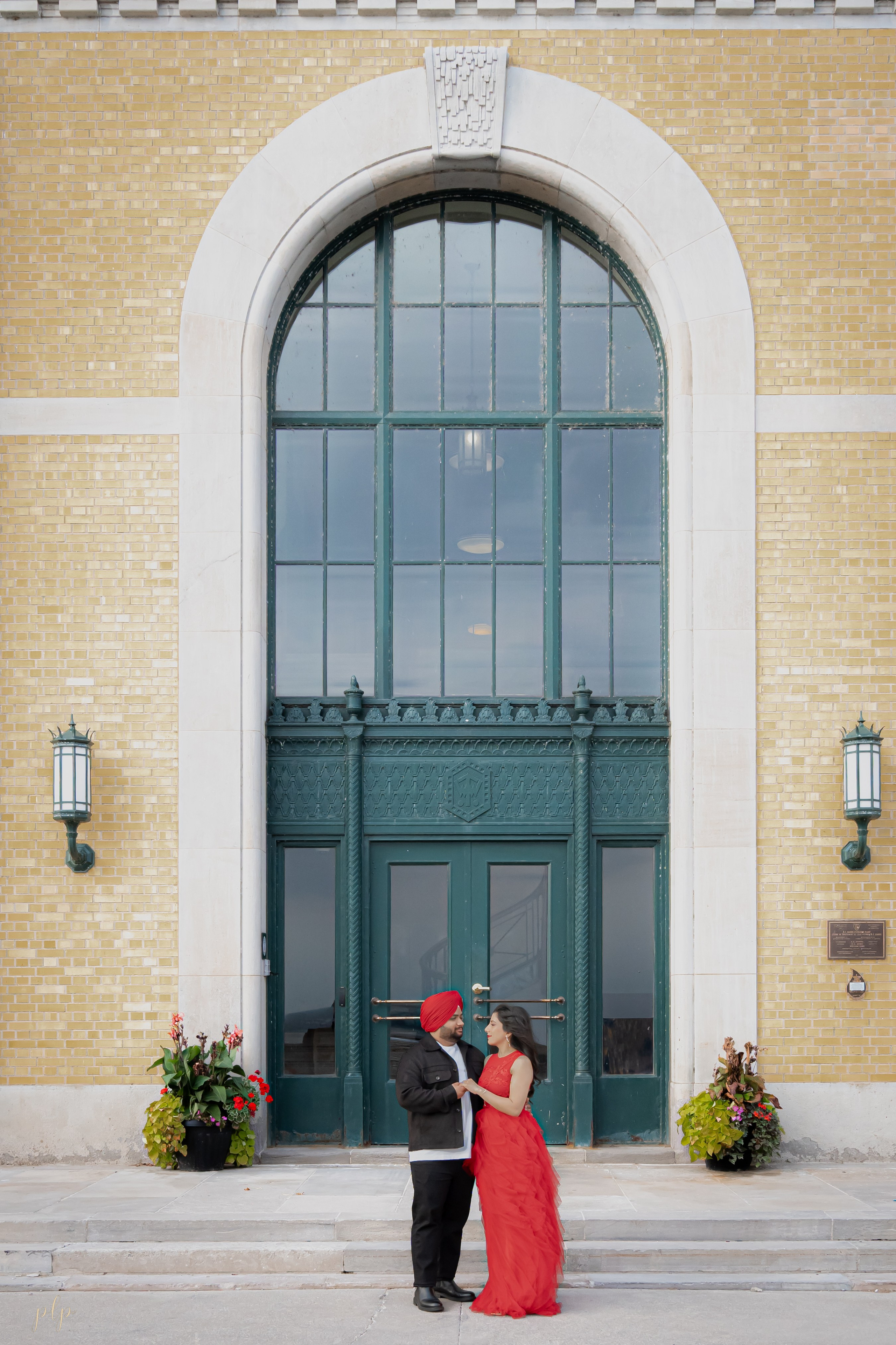 Jaskarandeep & Simi. Wedding Photographers and Filmmakers