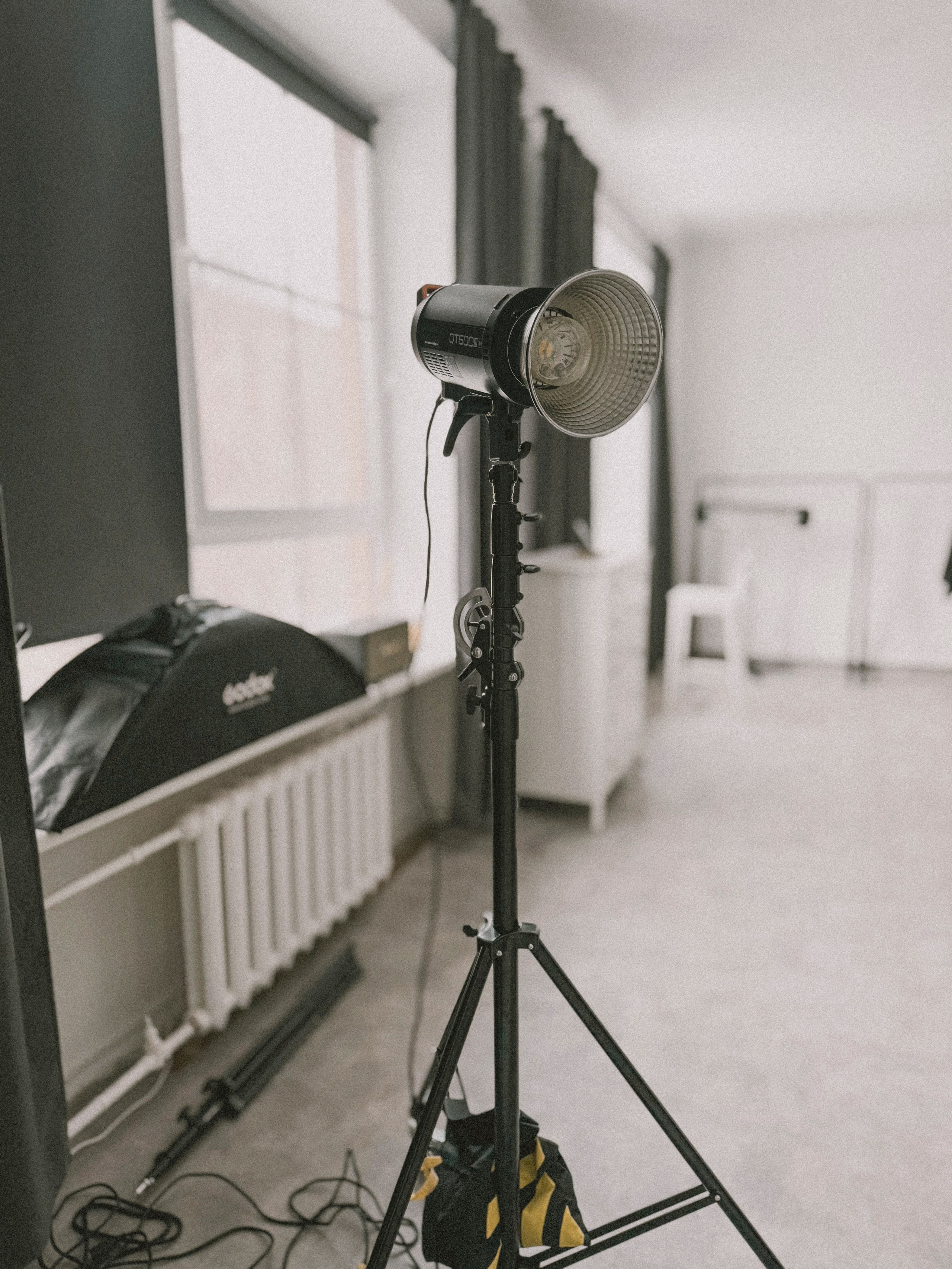 Sava studija jeb vieta, kur izpausties - iPhone Video School. Video shooting and creating with phone, iPhone Video School