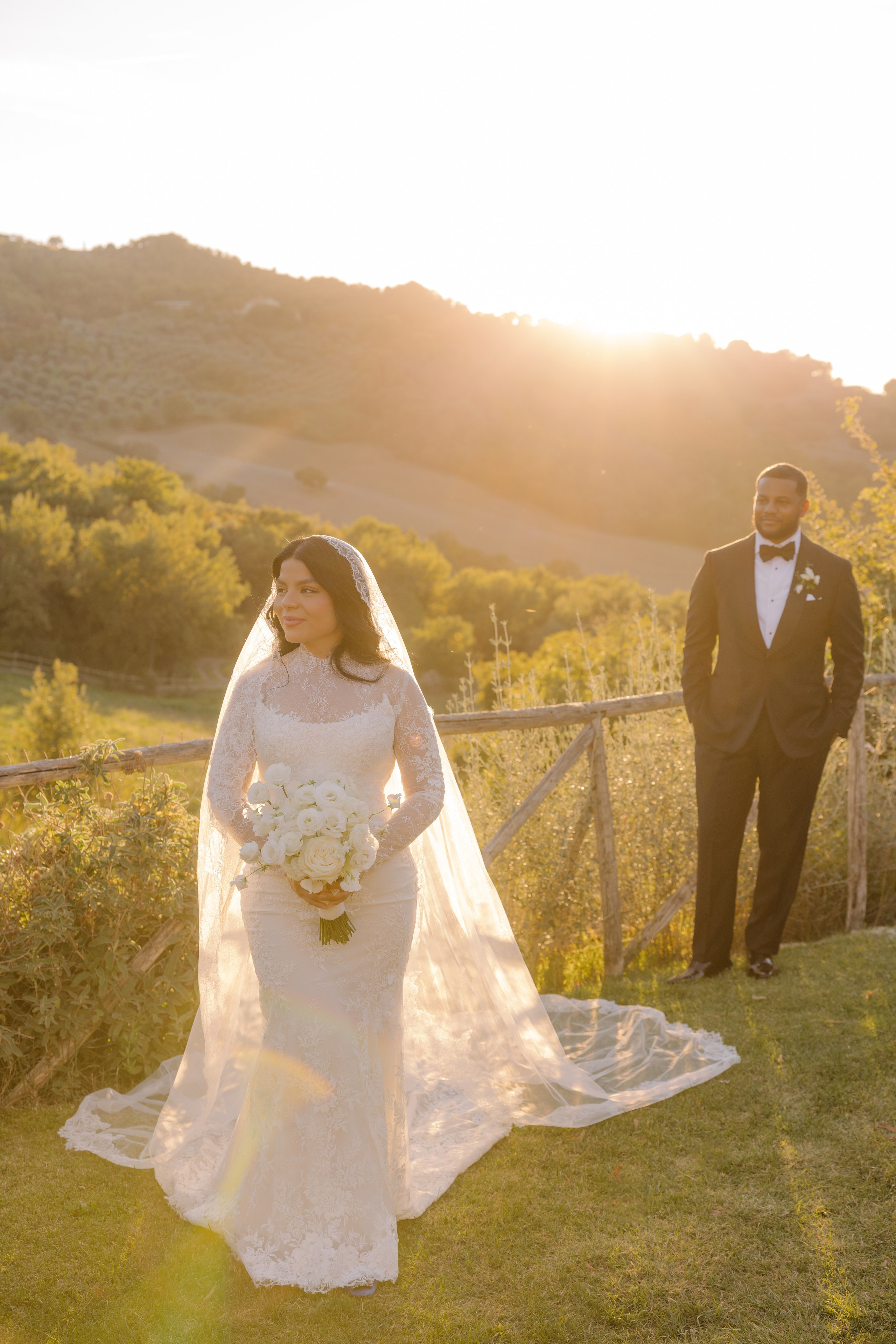 Mitcell&Melanie digital. Wedding photographer Italy