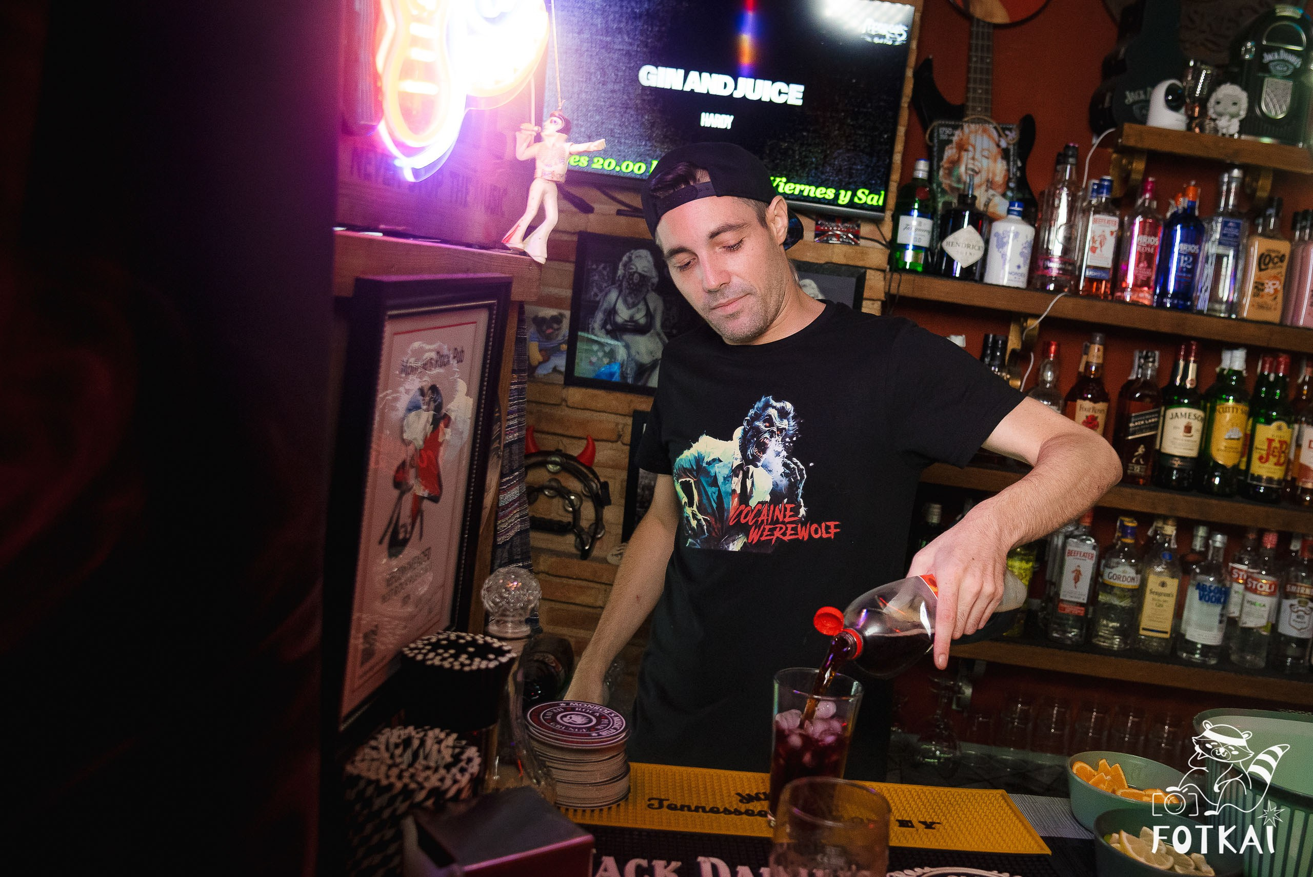 Monroe’s Rock Bar Torrevieja: Reportaje fotográfico 01.08.25 | FOTKAI