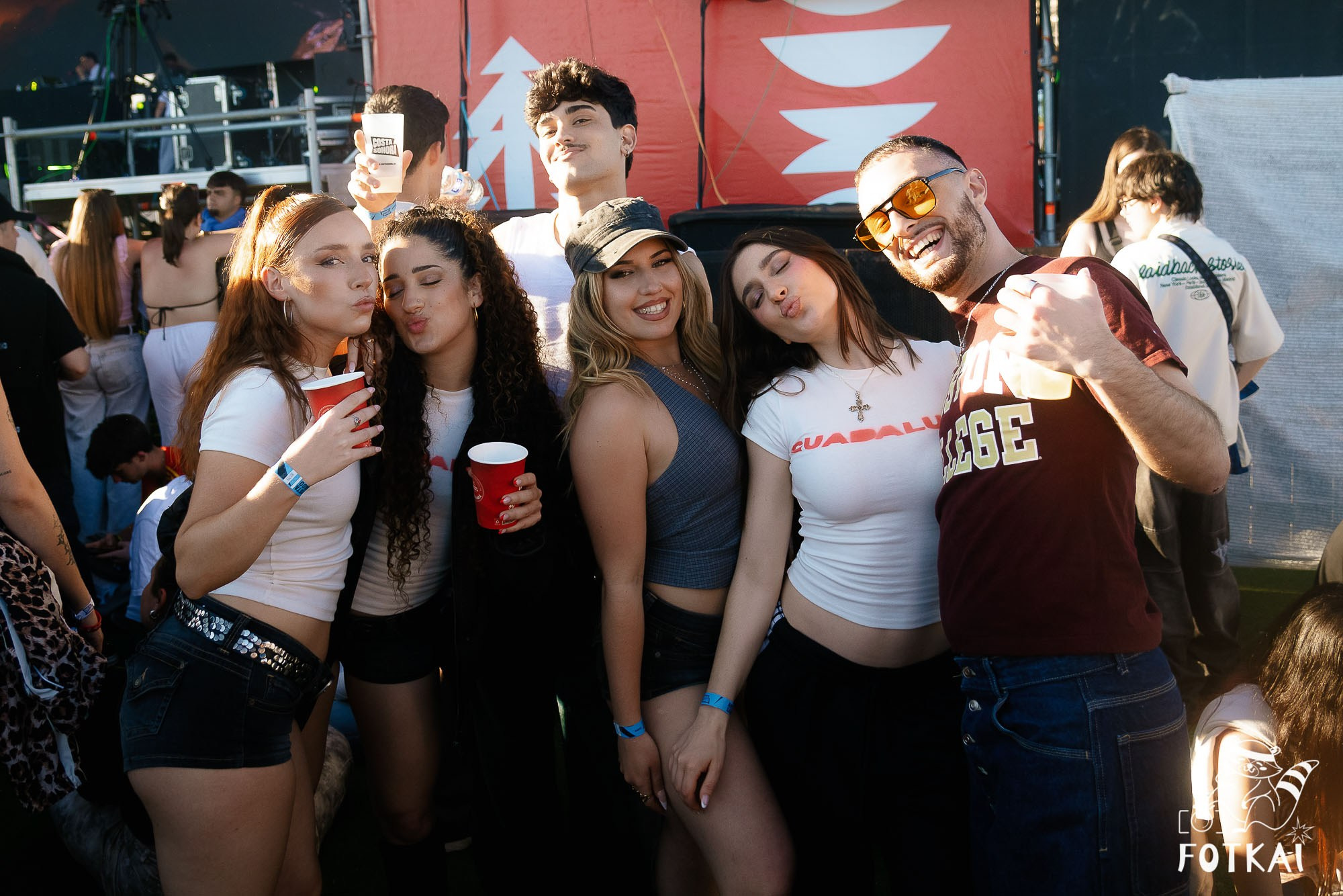 Fotos Costa Sonora 2026 Alicante Día 2 — busca tu foto y encuentra amigos del festival | FOTKAI