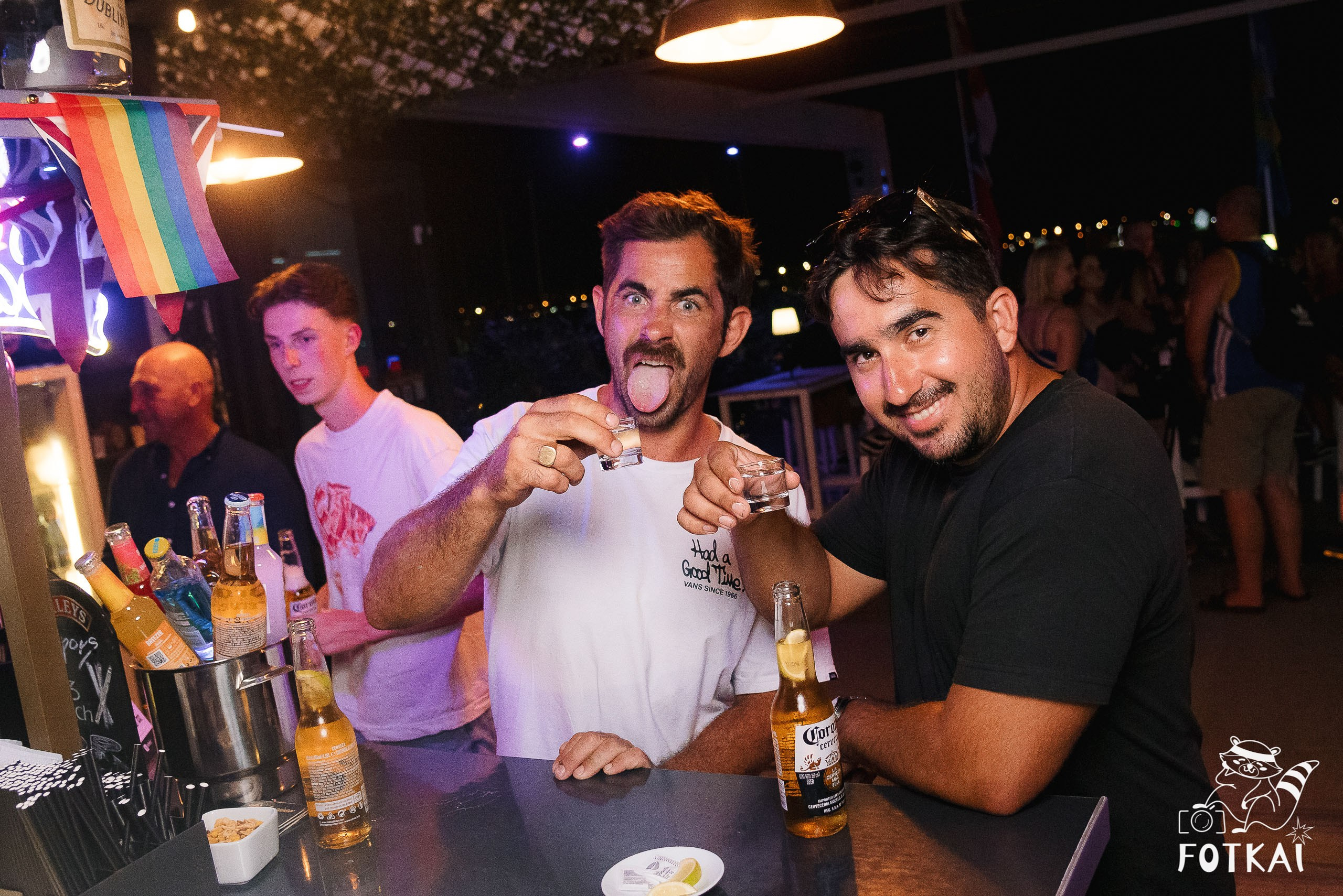 The Sunset Lounge Bar: Reportaje fotográfico 15.08.25 | FOTKAI