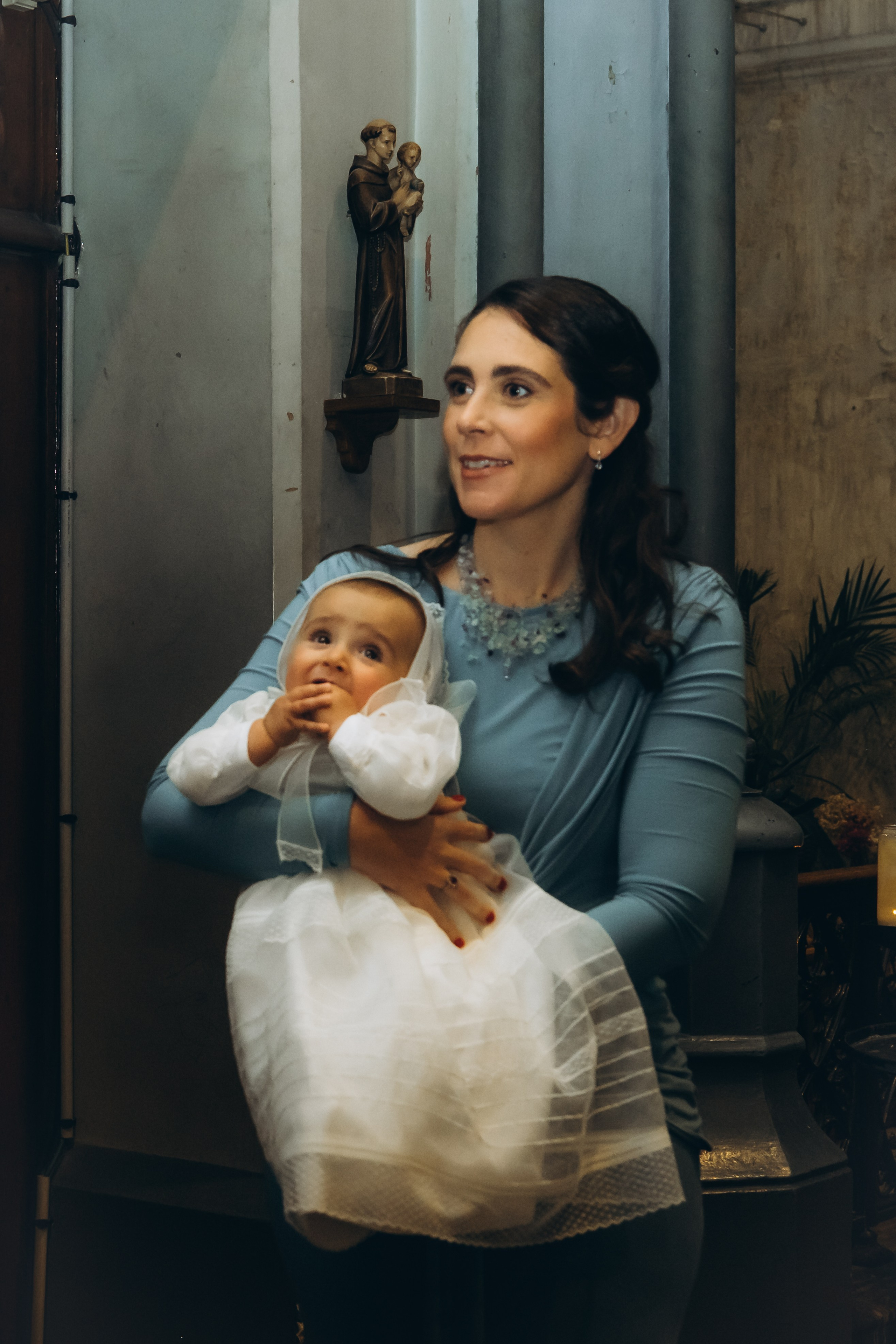 Petite Sonia: cérémonie de baptême. Photographer in Paris Marina Chaput