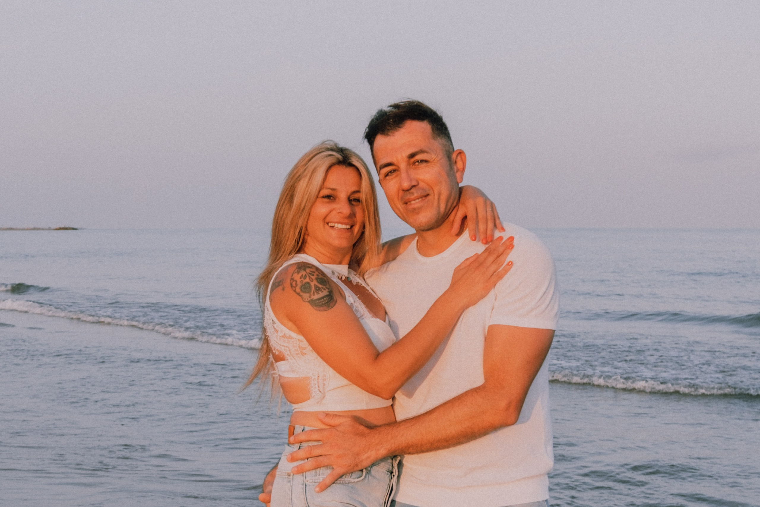 Sesión familiar en la playa. Fotografía profesional en Calafell - Elena Medvedeva