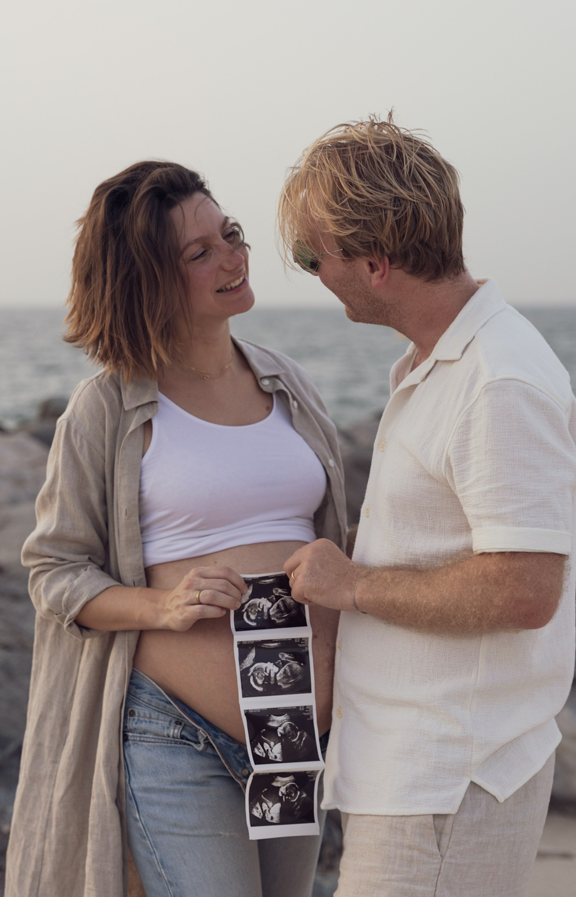 Maternity Session — Beach. Family Photographer in Dubai