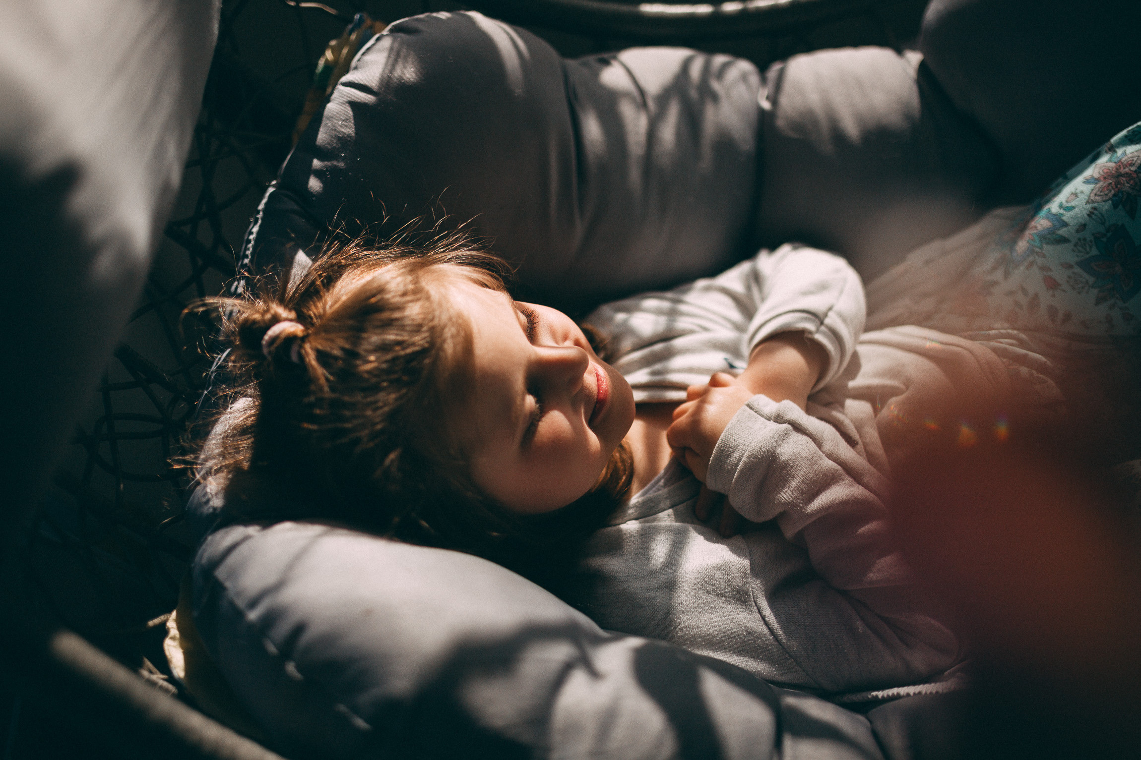 Bērnu mājas fotosesija Детская домашняя фотосъемка. Fotogrāfs Rīgā — Katerina Gordik