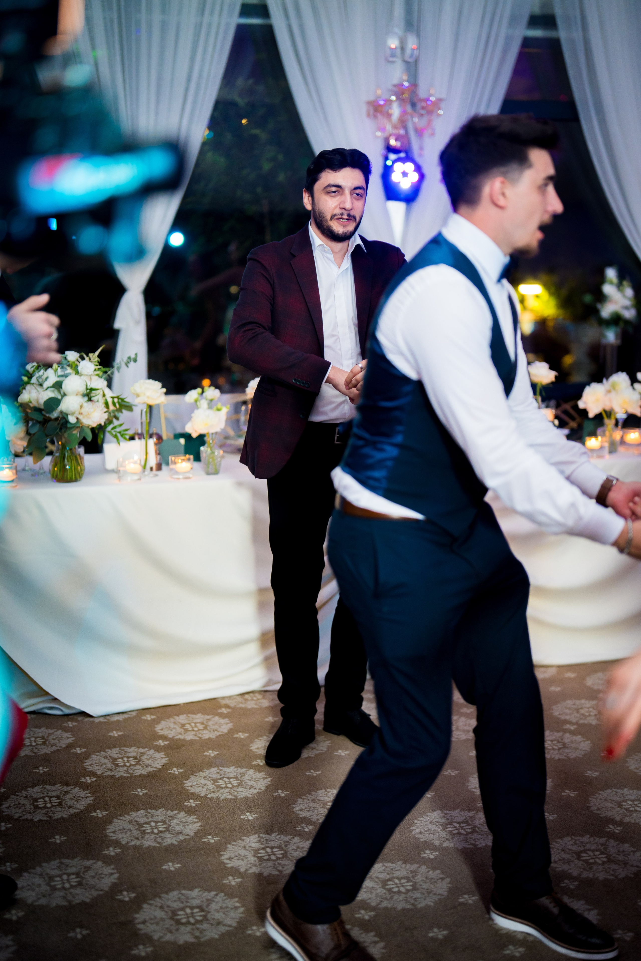 PARTY. Gabriel Florea — Fotograf nuntă București